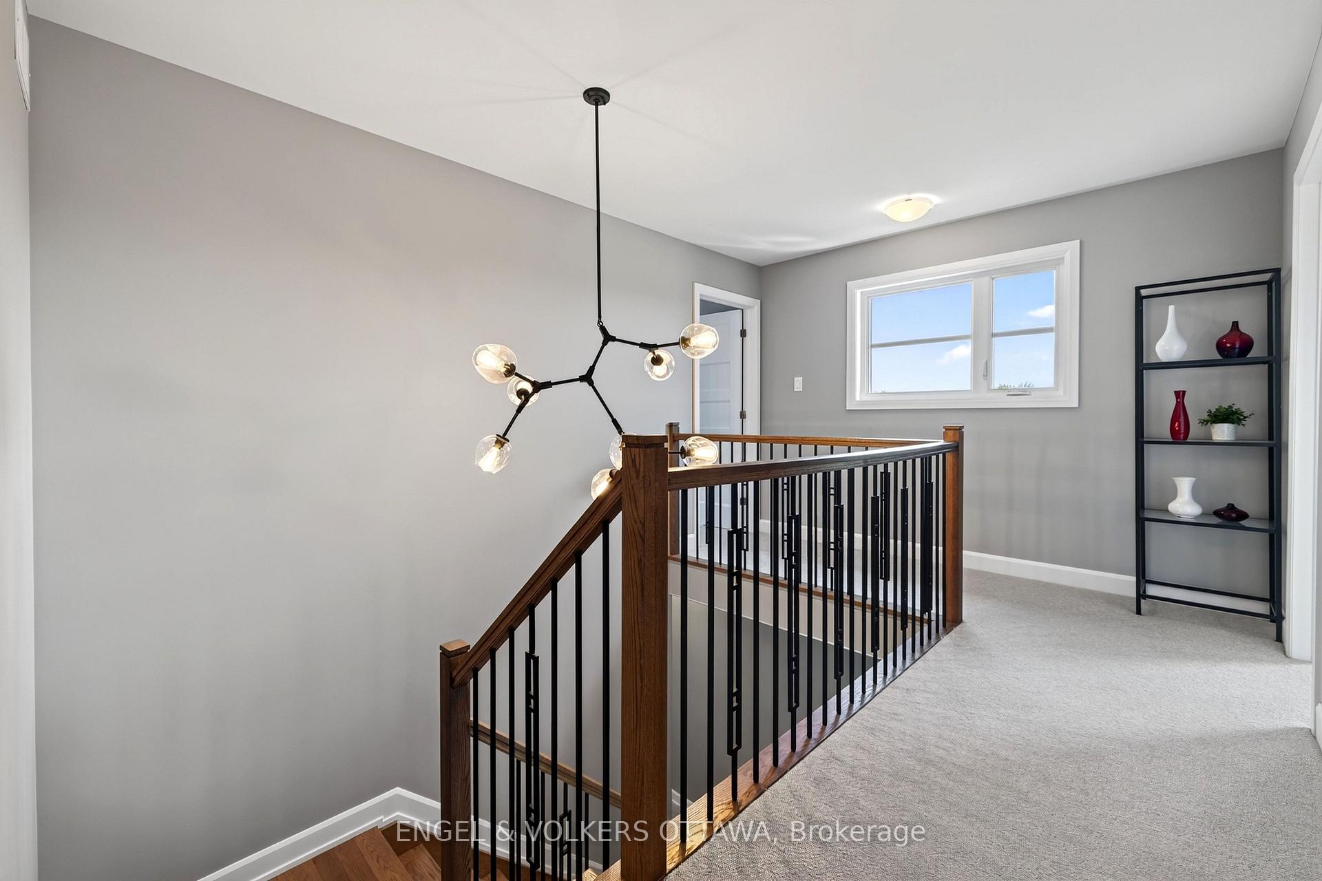 Photo 20 of 501 Lucent Street, Russell, Russell Twp — HOMEH