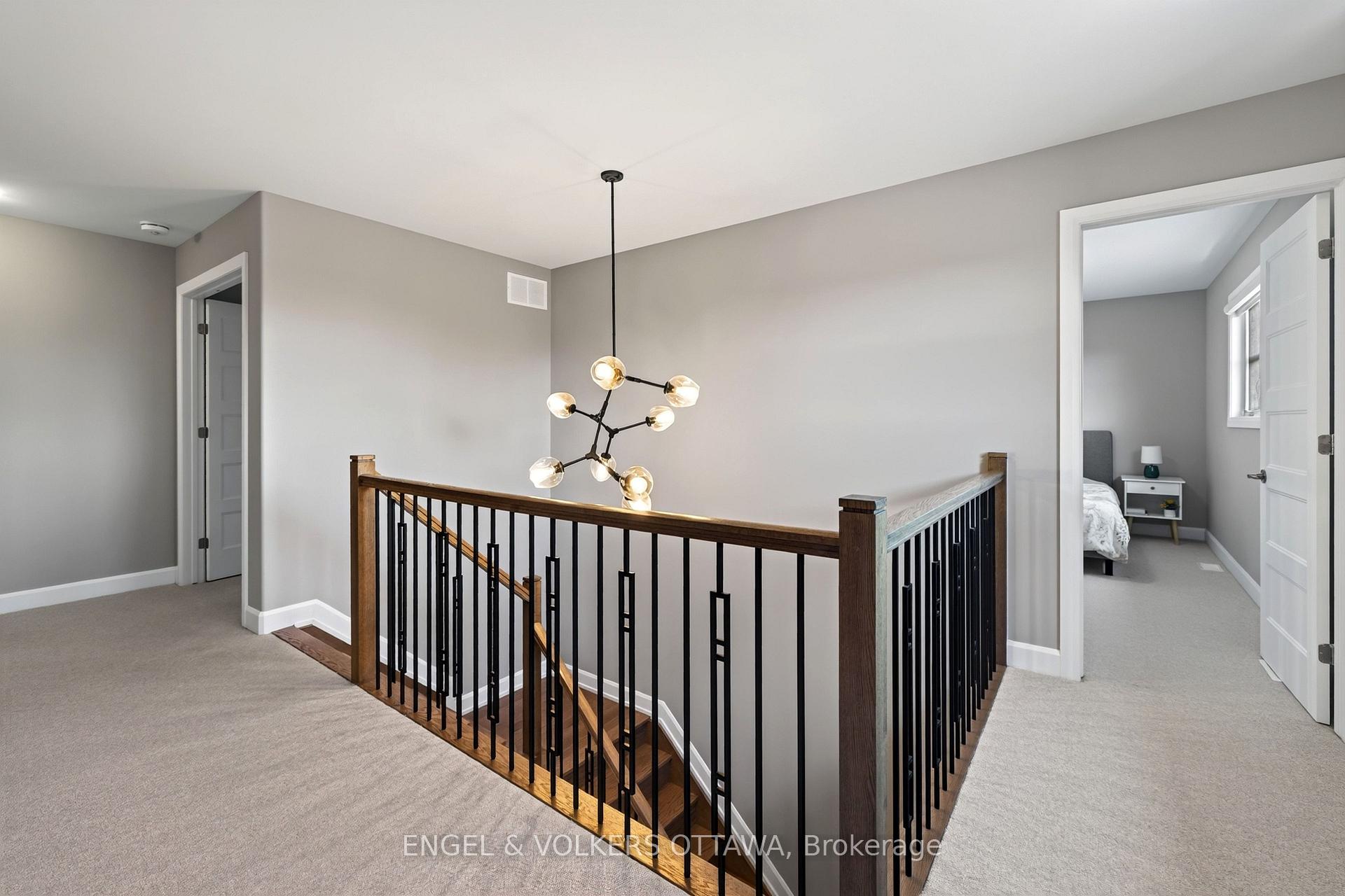 Photo 21 of 501 Lucent Street, Russell, Russell Twp — HOMEH