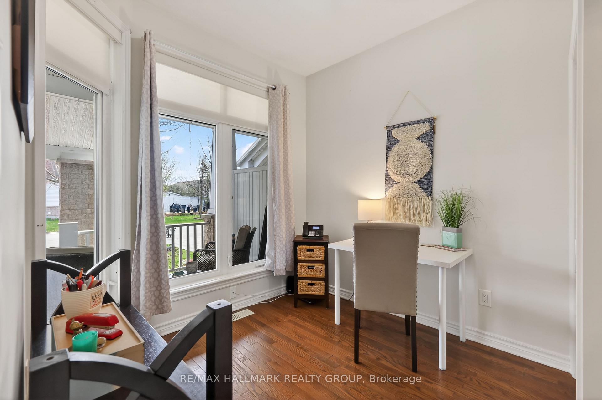 Photo 3 of 236 Bulrush Crescent, Ottawa, Blossom Park/Kemp Park/Findlay Creek — HOMEH