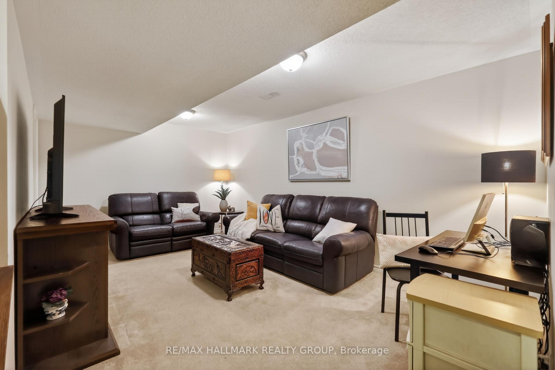 Photo 18 of 236 Bulrush Crescent, Ottawa, Blossom Park/Kemp Park/Findlay Creek — HOMEH