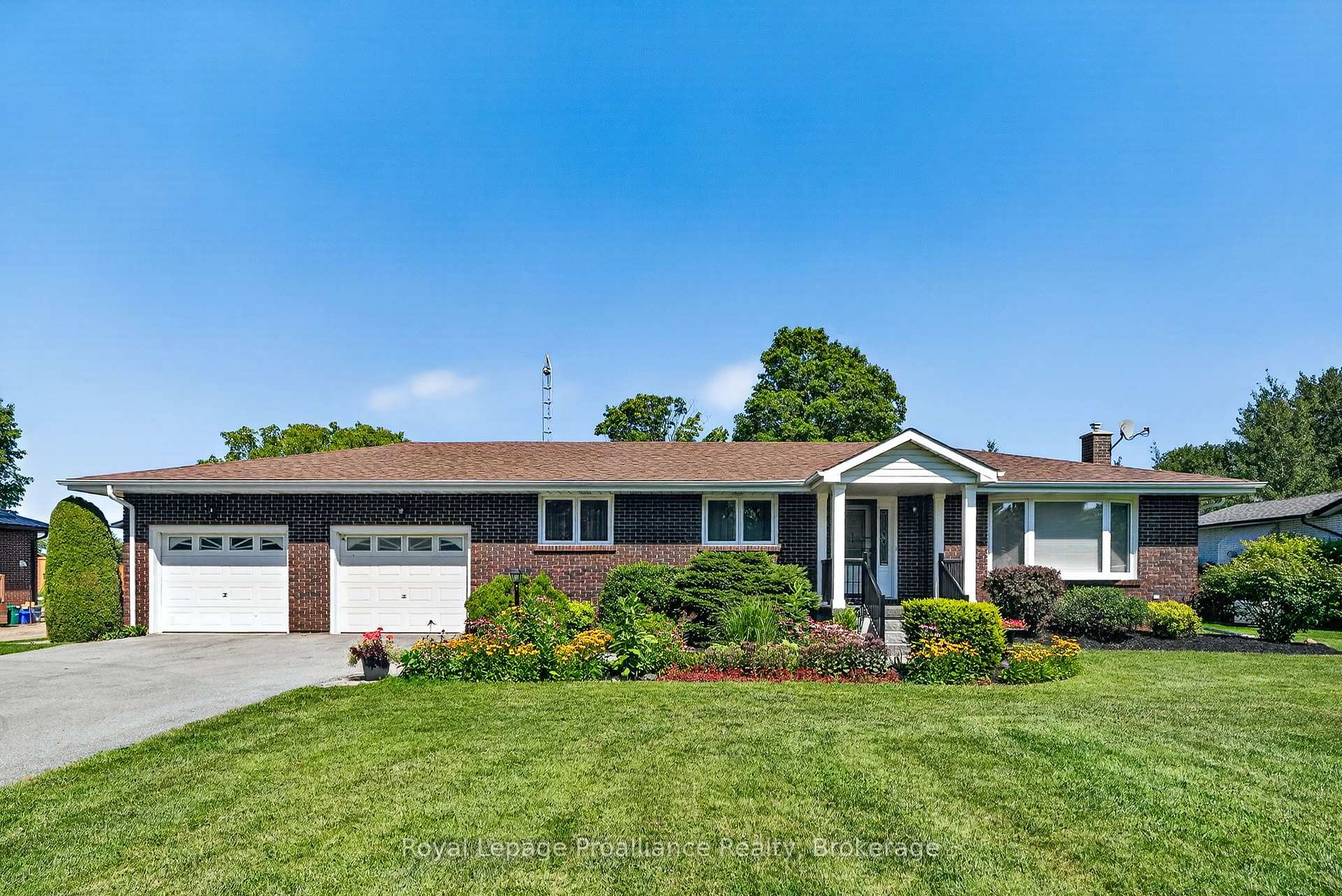 Photo 3 of 2773 Division Street N, Hamilton Township, Rural Hamilton — HOMEH