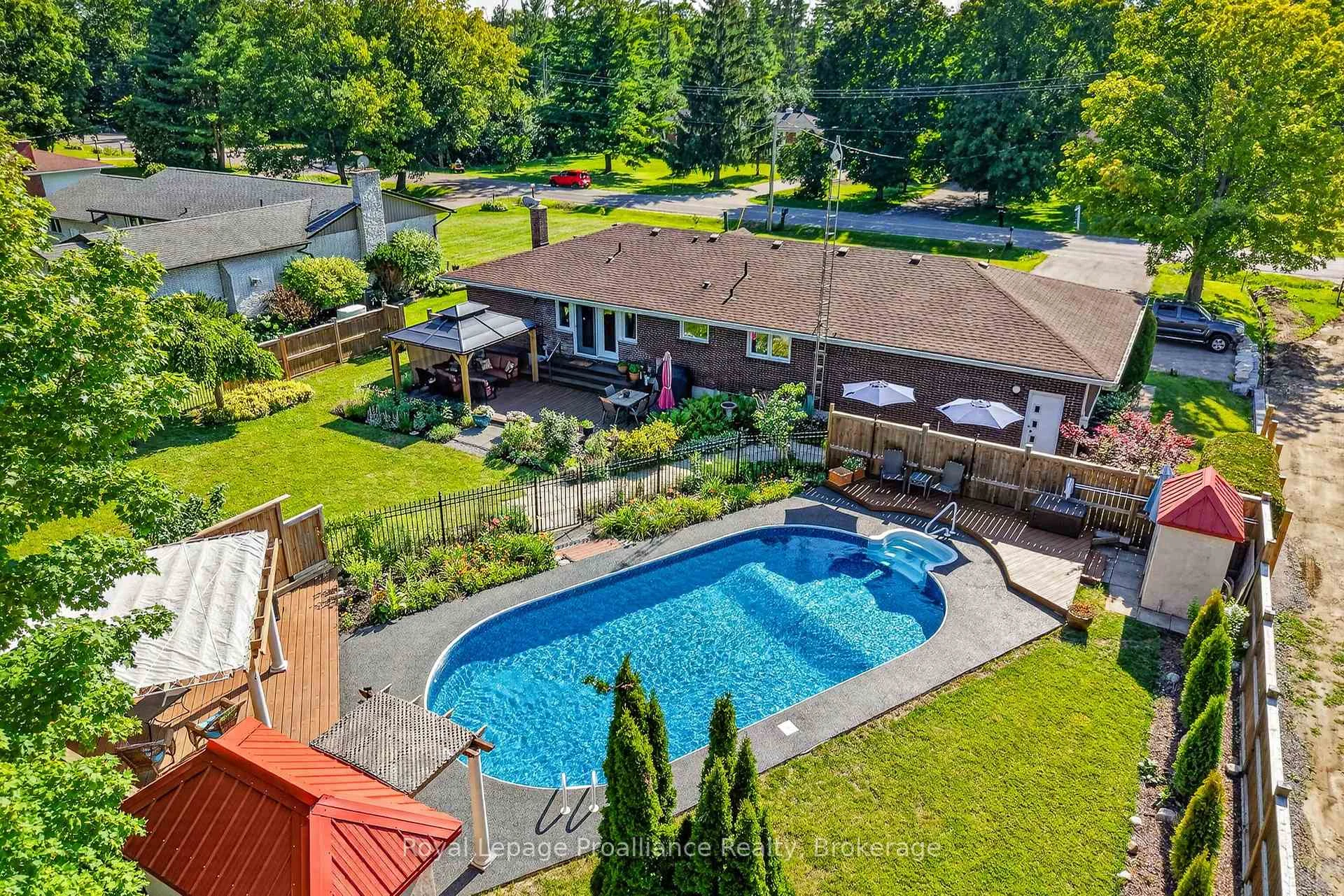 Photo 63 of 2773 Division Street N, Hamilton Township, Rural Hamilton — HOMEH