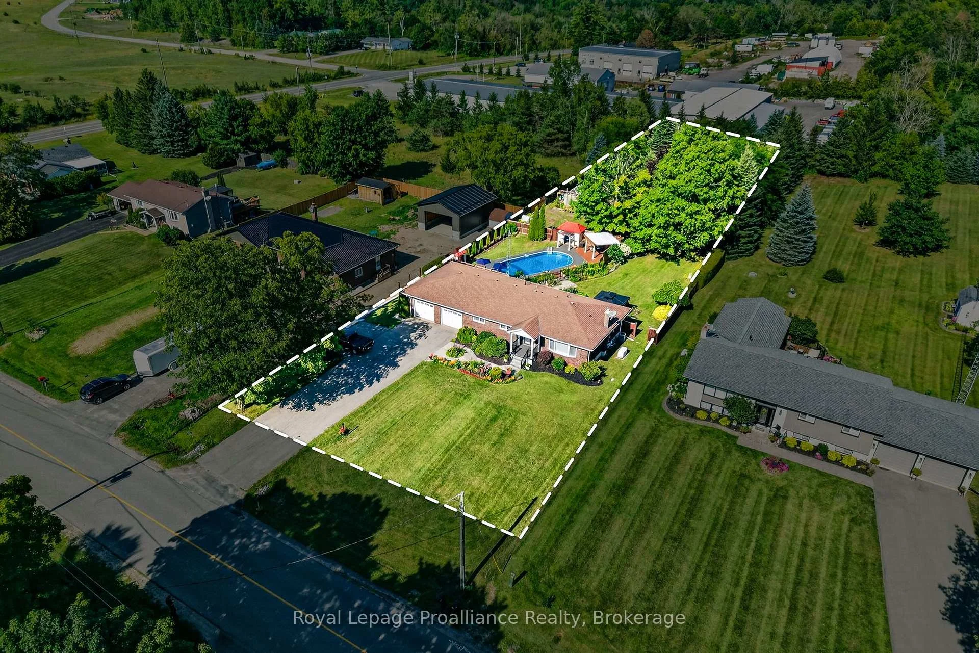 Photo 81 of 2773 Division Street N, Hamilton Township, Rural Hamilton — HOMEH