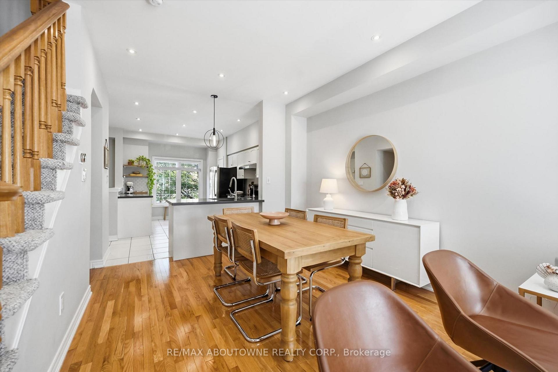 Photo 11 of 678 Rowley Common, Burlington, Appleby — HOMEH