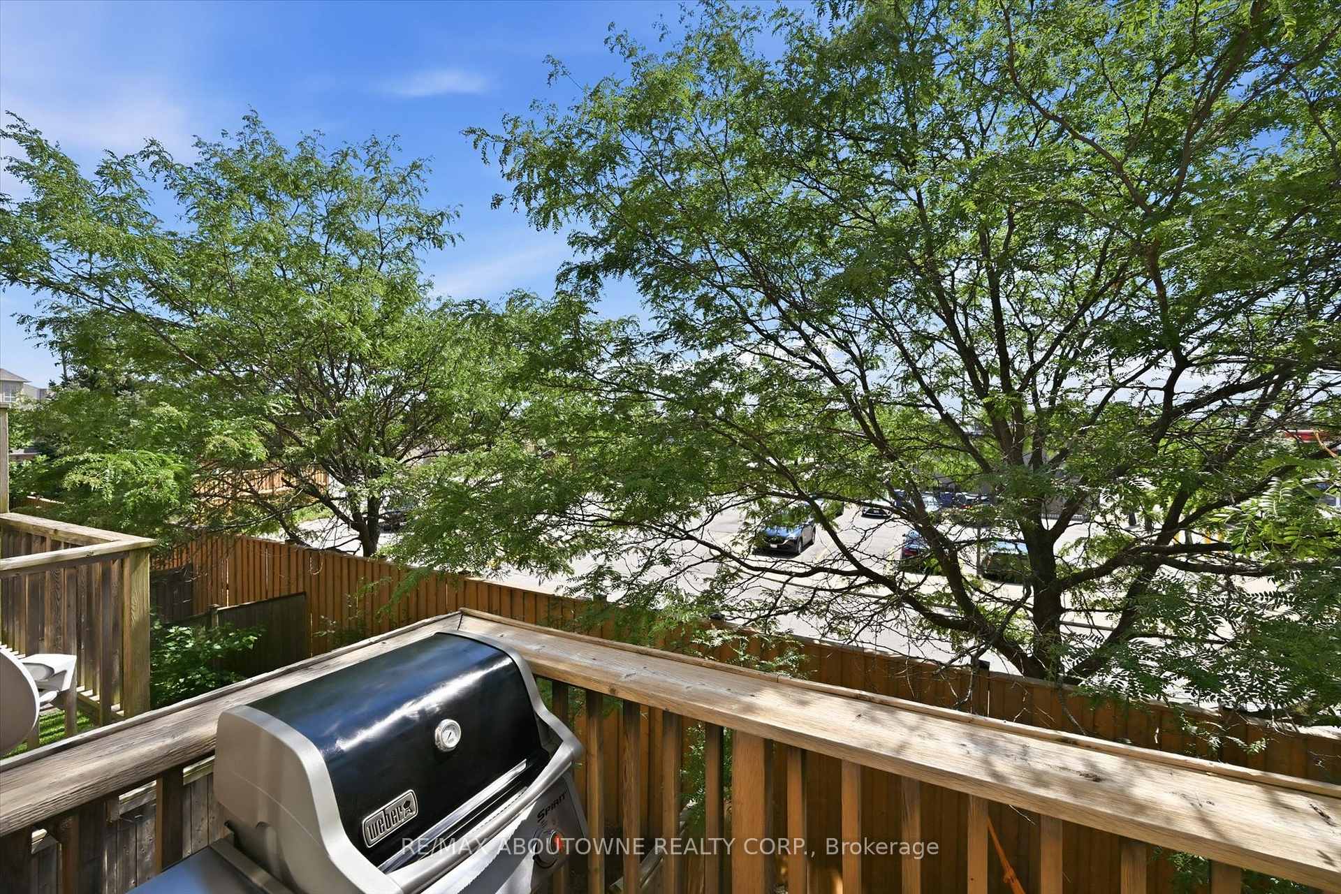 Photo 17 of 678 Rowley Common, Burlington, Appleby — HOMEH