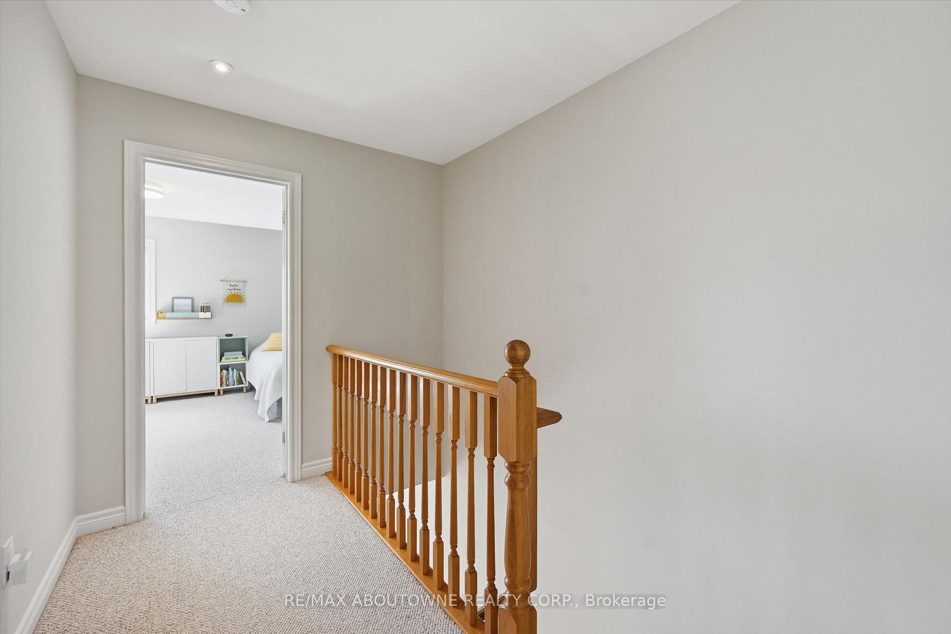 Photo 19 of 678 Rowley Common, Burlington, Appleby — HOMEH