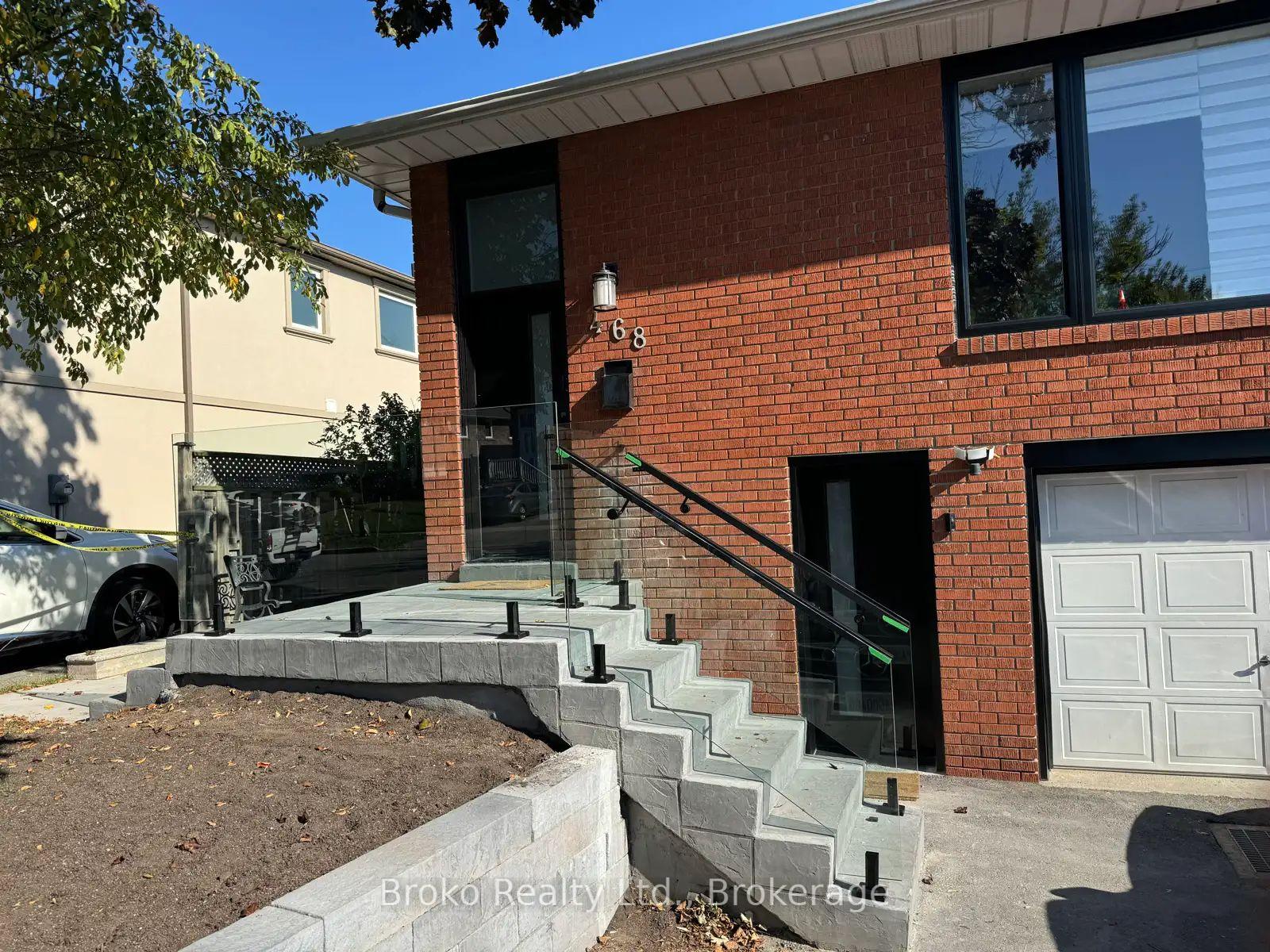 Photo 1 of 468 Appledore Crescent, Mississauga, Cooksville — HOMEH