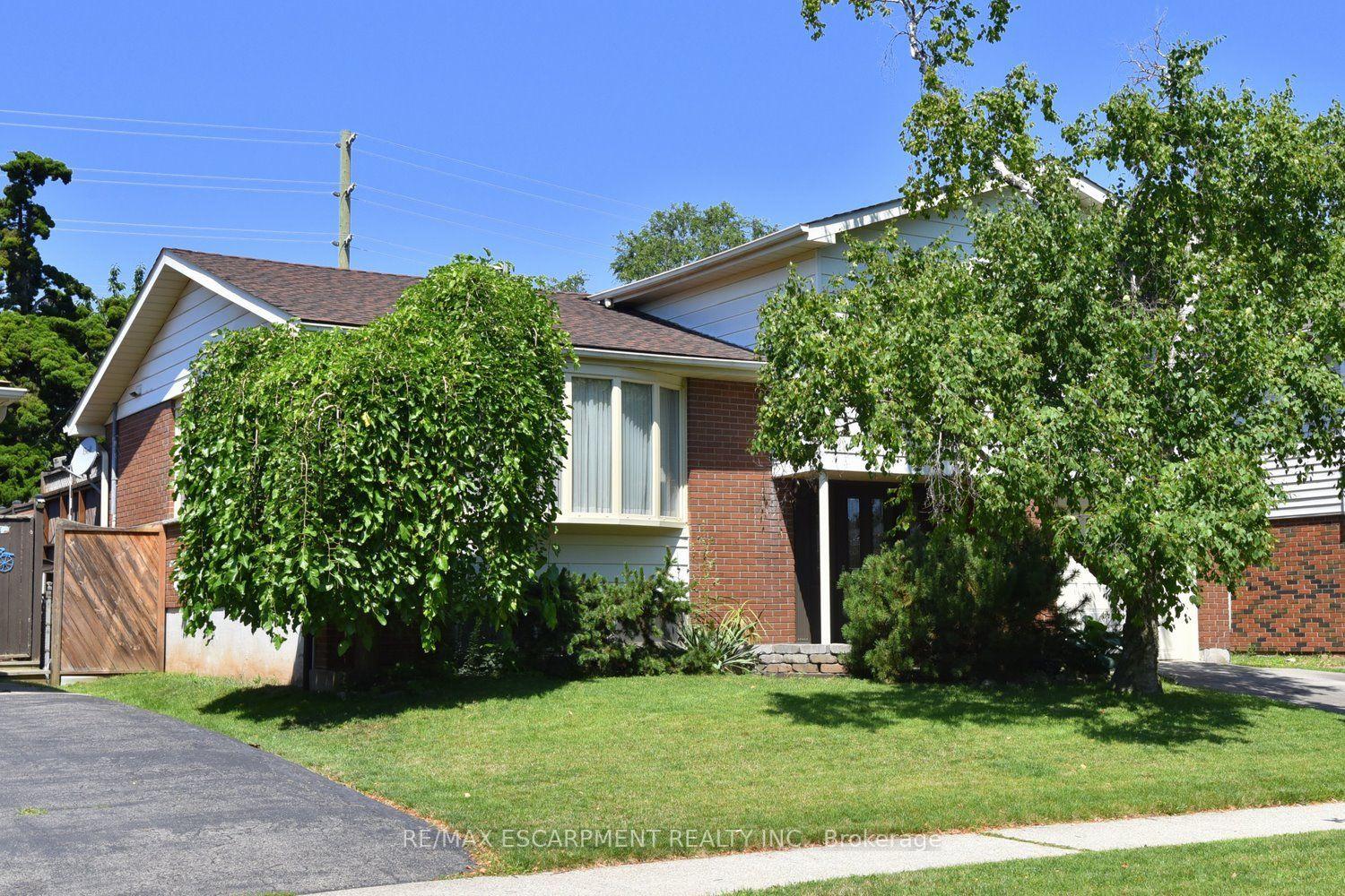 Photo 2 of 4391 Bennett Road, Burlington, Appleby — HOMEH