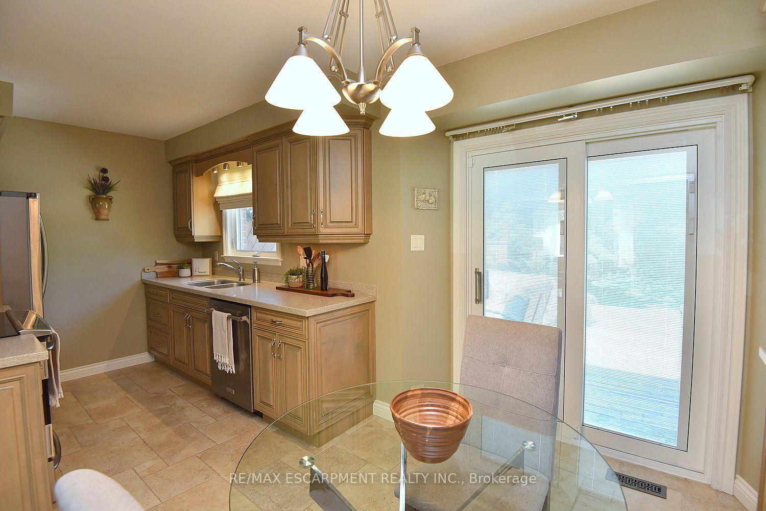 Photo 23 of 4391 Bennett Road, Burlington, Appleby — HOMEH