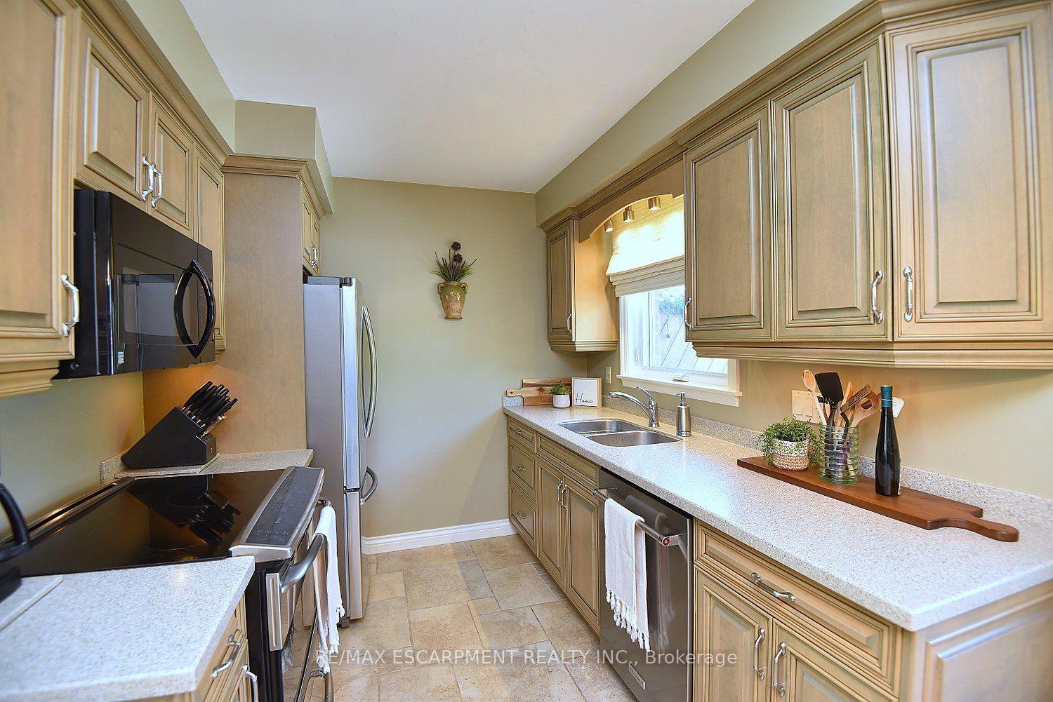 Photo 24 of 4391 Bennett Road, Burlington, Appleby — HOMEH