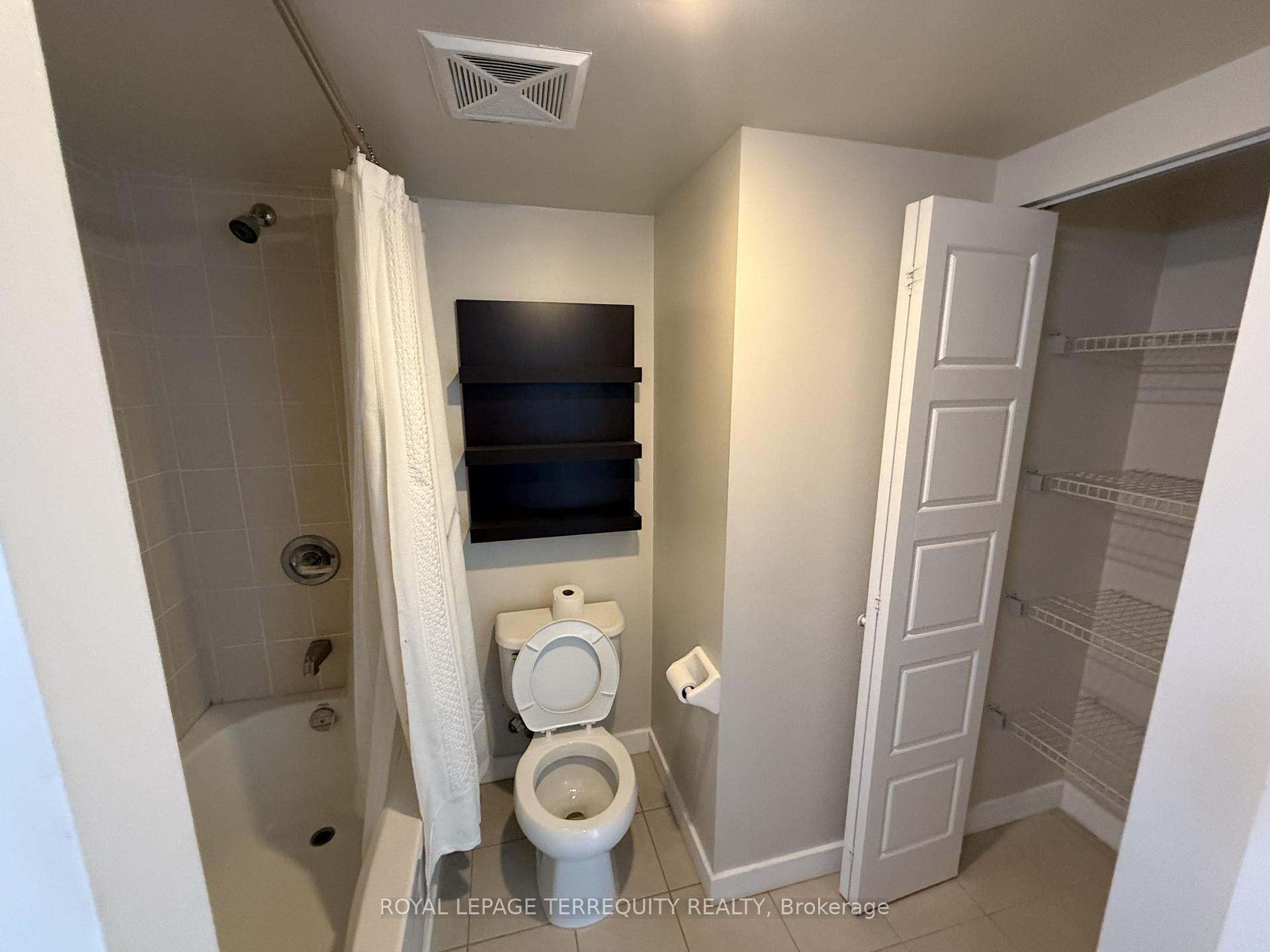 Photo 21 of Unit 2008, 100 Western Battery Road, Toronto, Niagara — HOMEH