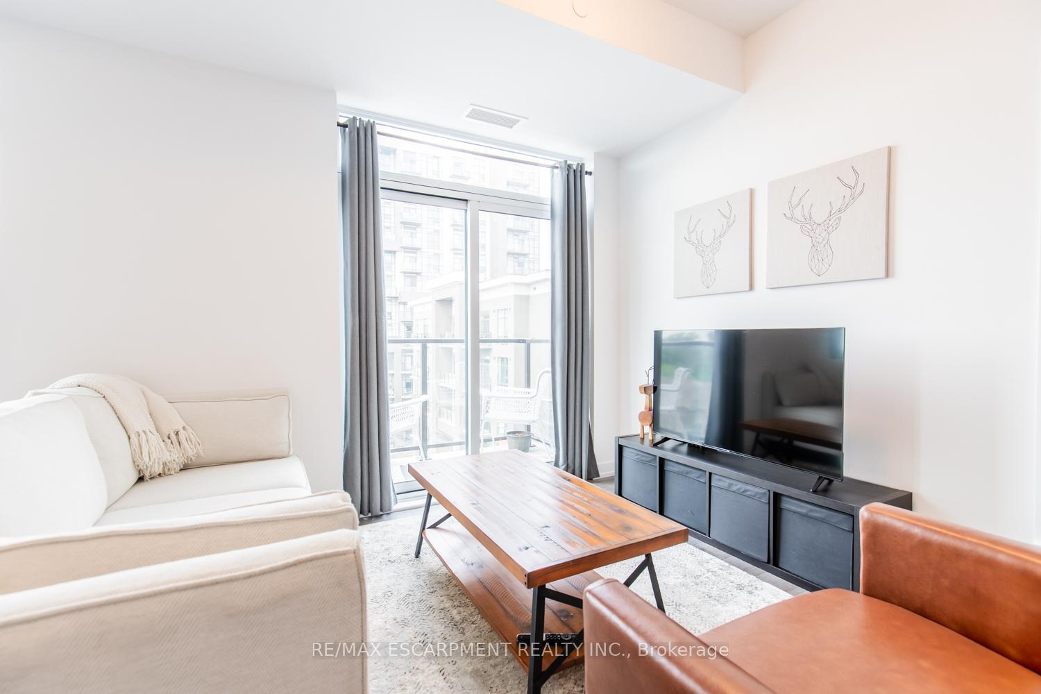 Photo 10 of Unit 531, 10 Mallard Trail, Hamilton, Waterdown — HOMEH