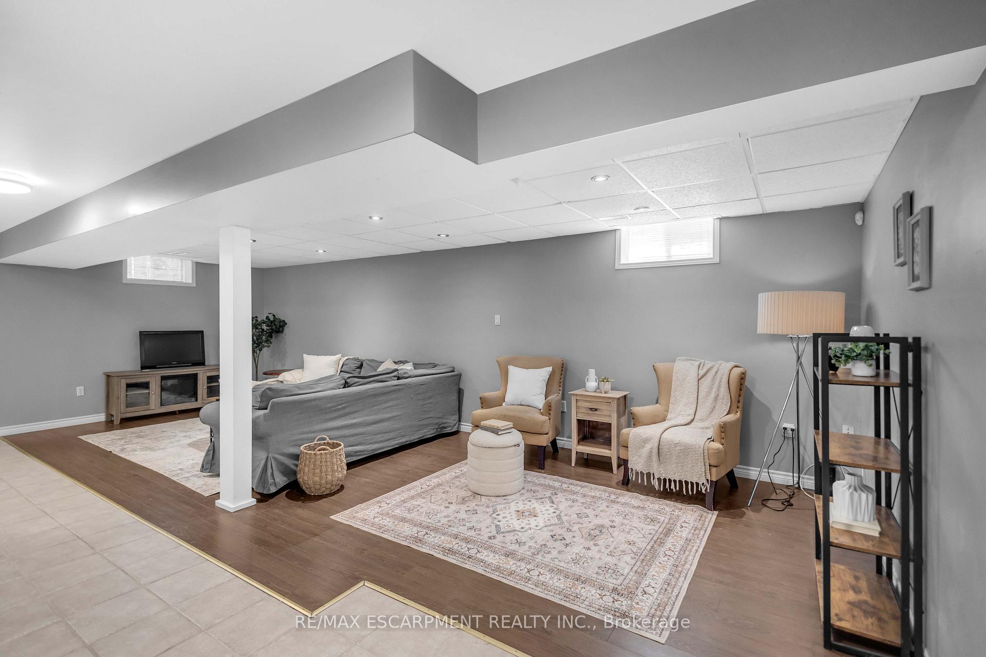 Photo 29 of 65 Thistlemoor Drive, Haldimand — HOMEH