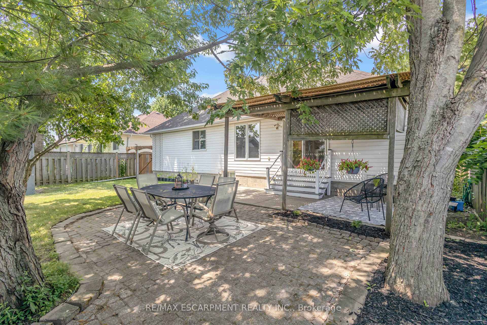 Photo 42 of 65 Thistlemoor Drive, Haldimand — HOMEH