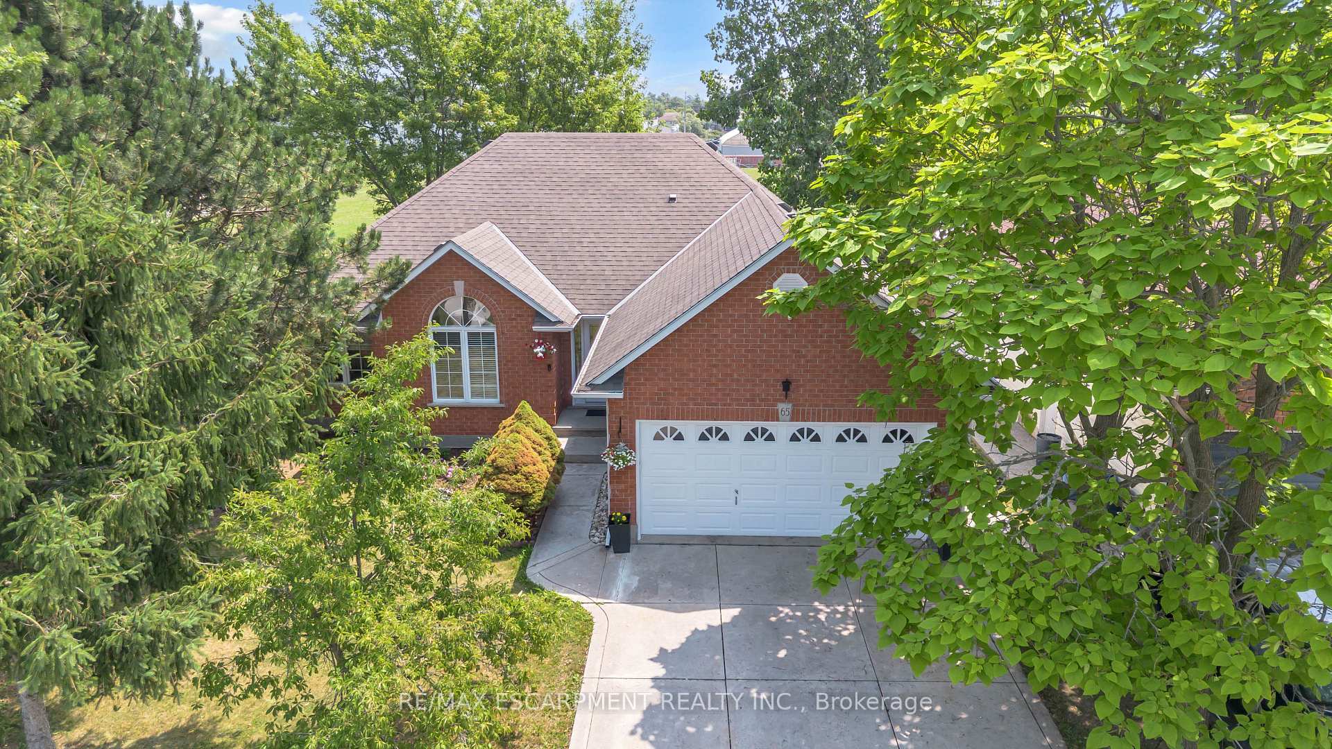 Photo 48 of 65 Thistlemoor Drive, Haldimand — HOMEH