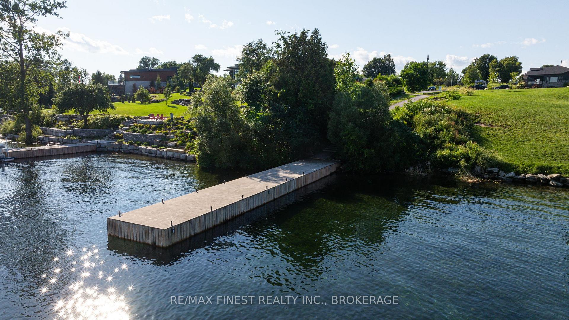Photo 7 of 1 Shoreside Way, Augusta, Augusta Twp — HOMEH
