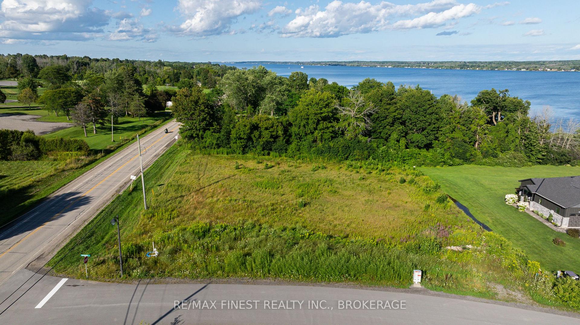 Photo 25 of 1 Shoreside Way, Augusta, Augusta Twp — HOMEH