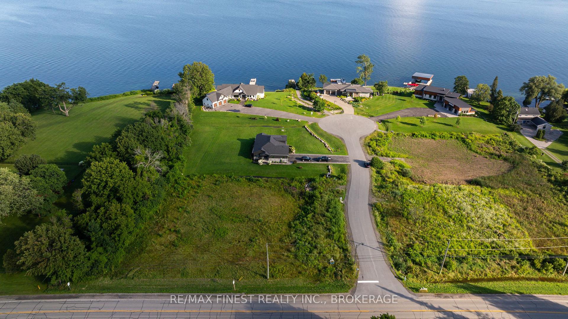 Photo 33 of 1 Shoreside Way, Augusta, Augusta Twp — HOMEH