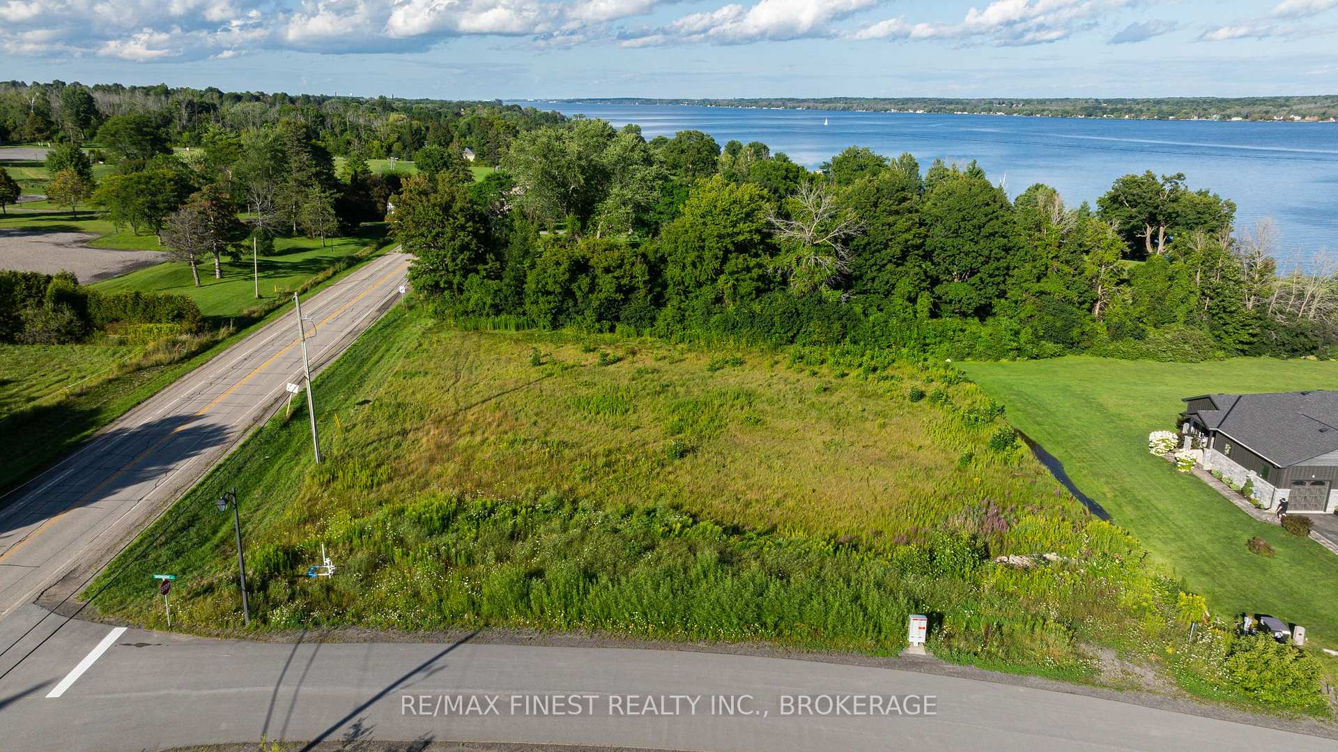 Photo 35 of 1 Shoreside Way, Augusta, Augusta Twp — HOMEH