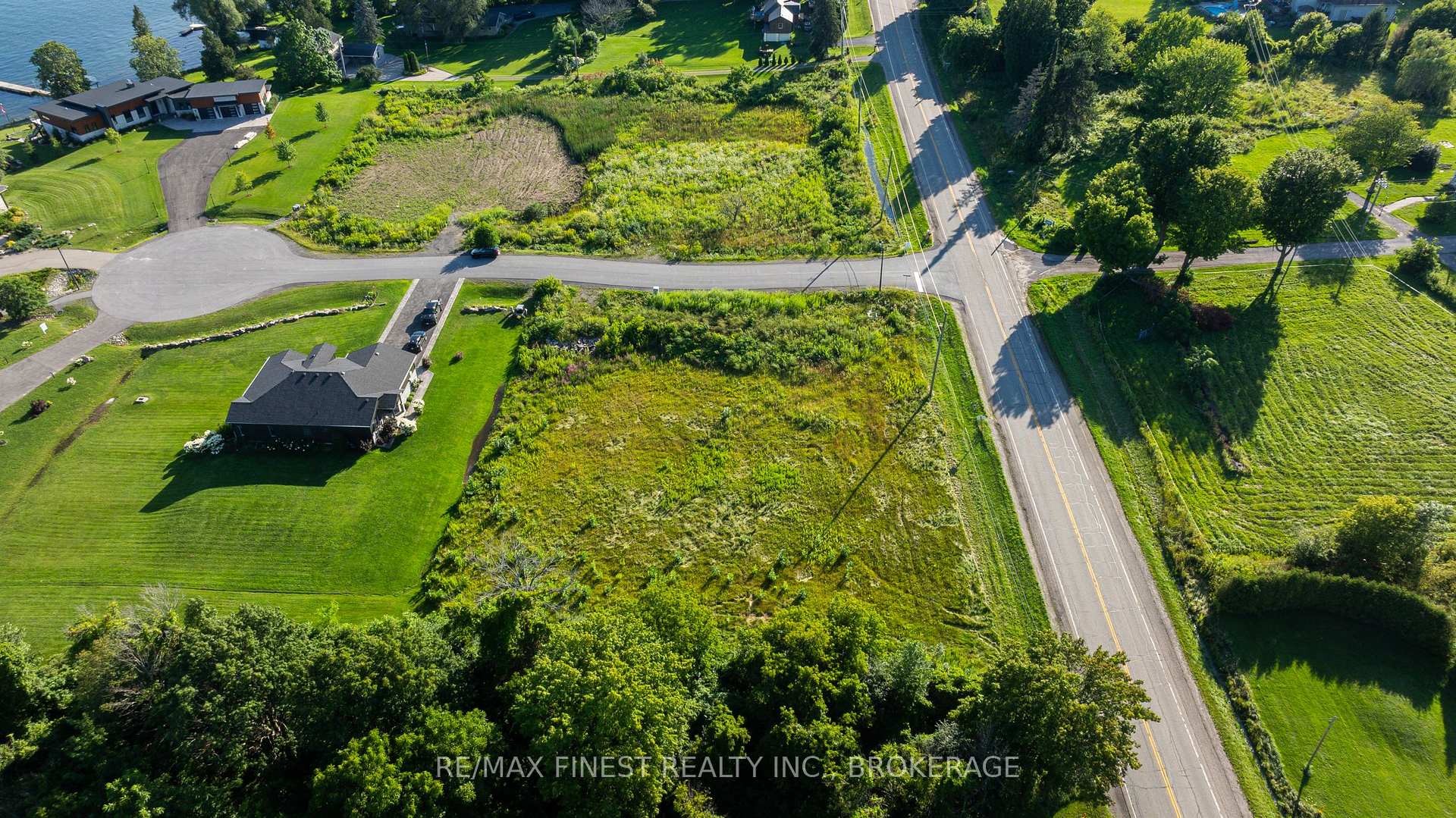 Photo 37 of 1 Shoreside Way, Augusta, Augusta Twp — HOMEH