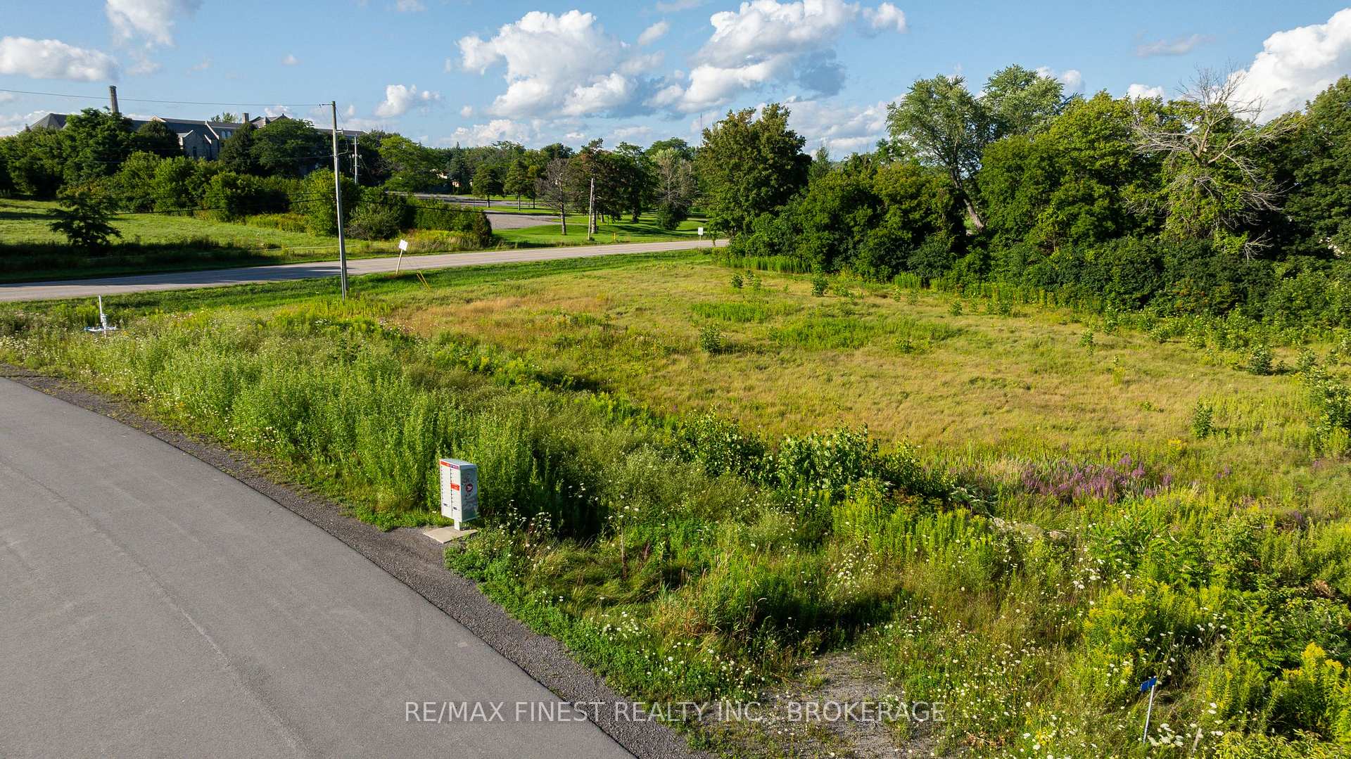 Photo 40 of 1 Shoreside Way, Augusta, Augusta Twp — HOMEH
