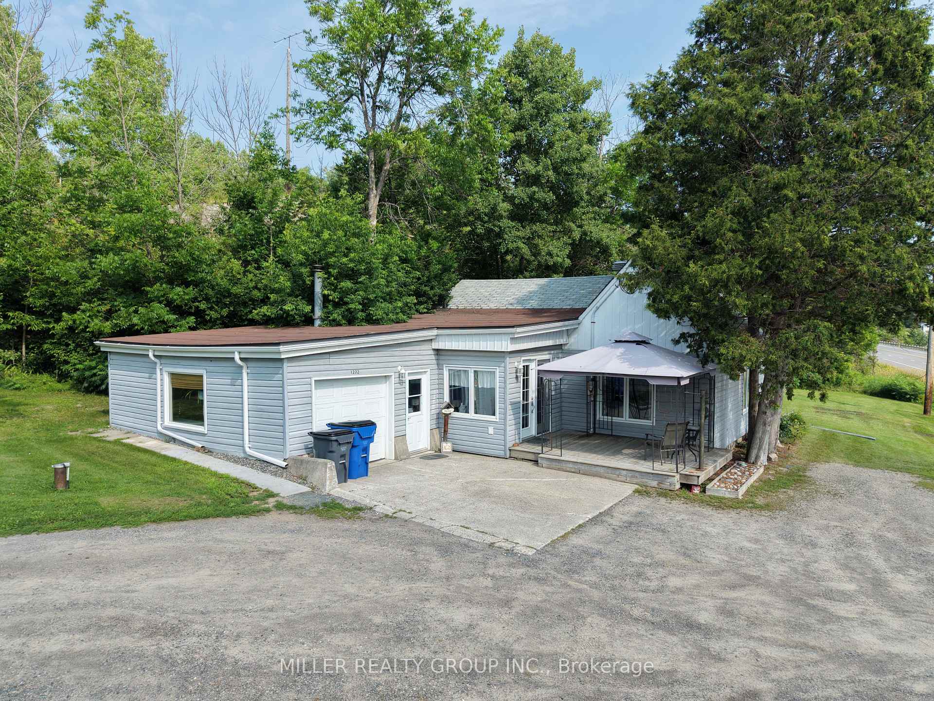 Photo 4 of 1272 Lakeshore Road, Temiskaming Shores, New Liskeard — HOMEH