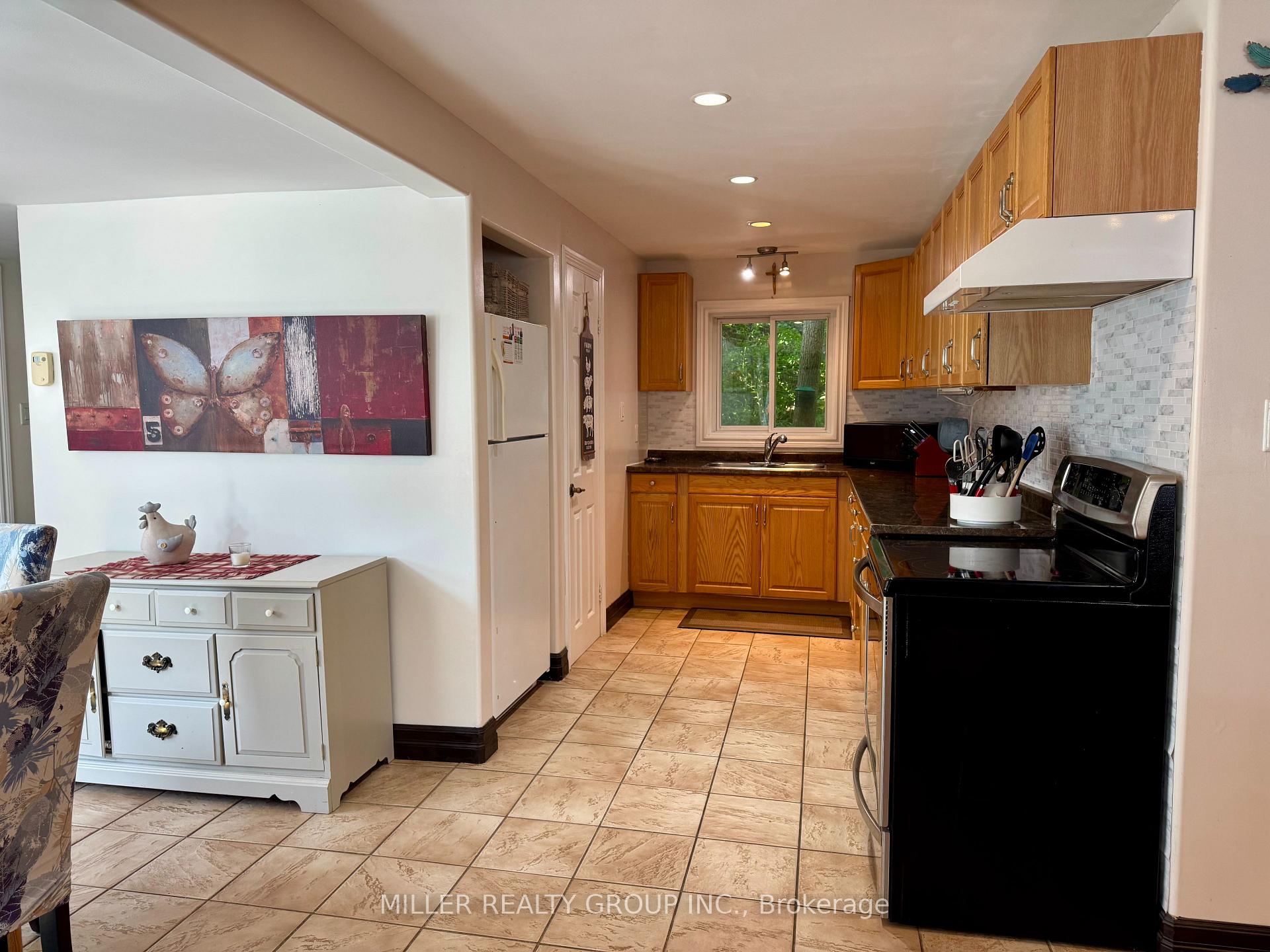 Photo 6 of 1272 Lakeshore Road, Temiskaming Shores, New Liskeard — HOMEH
