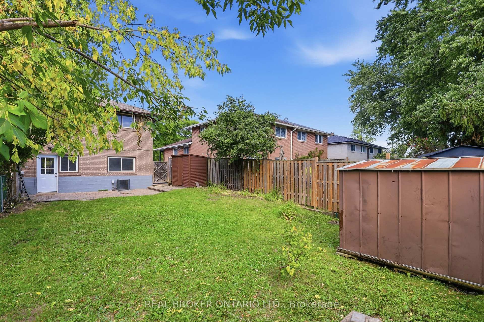 Photo 37 of 2535 Padstow Crescent, Mississauga, Clarkson — HOMEH