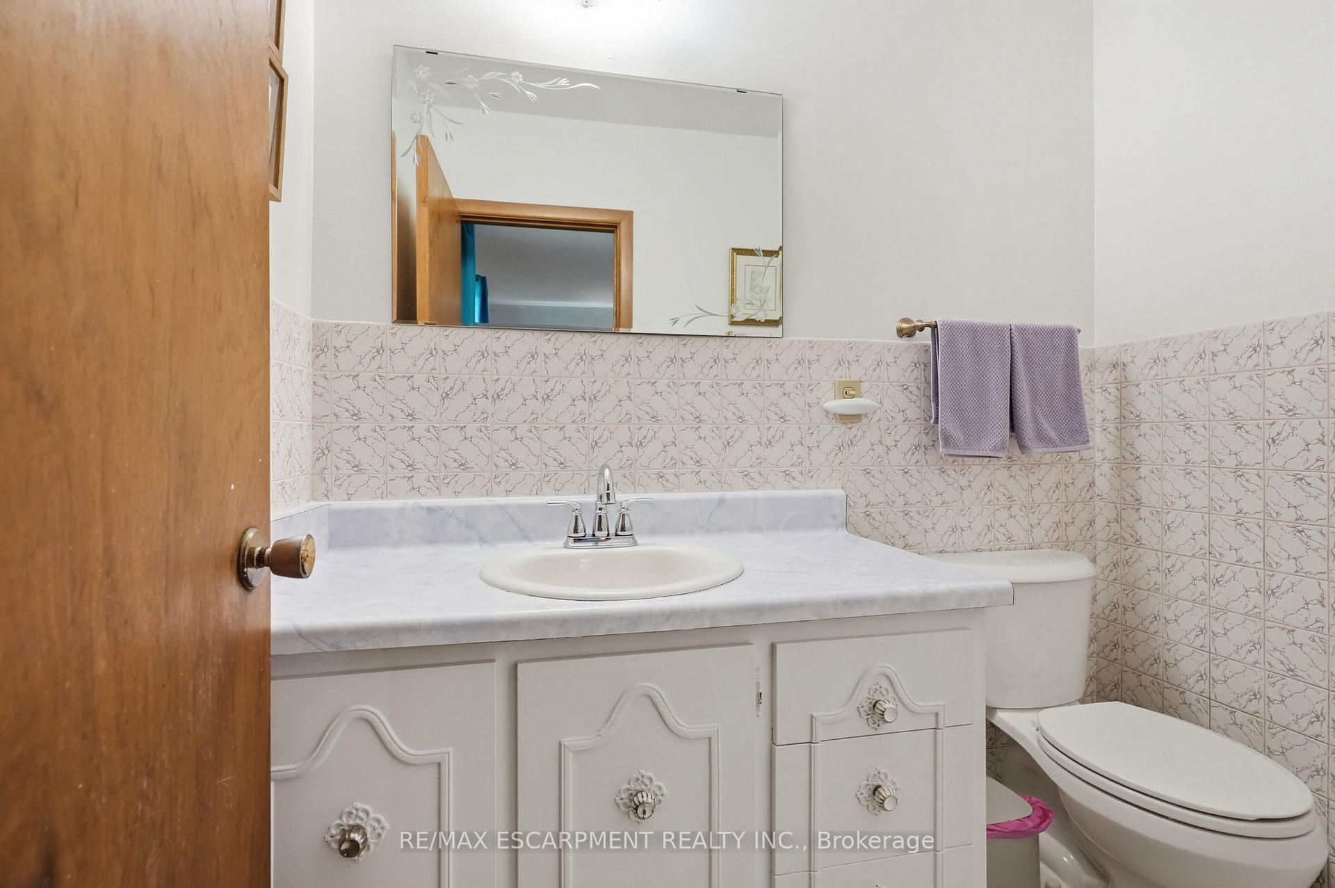 Photo 21 of 1408 Edgewood Road, Hamilton, Rural Flamborough — HOMEH