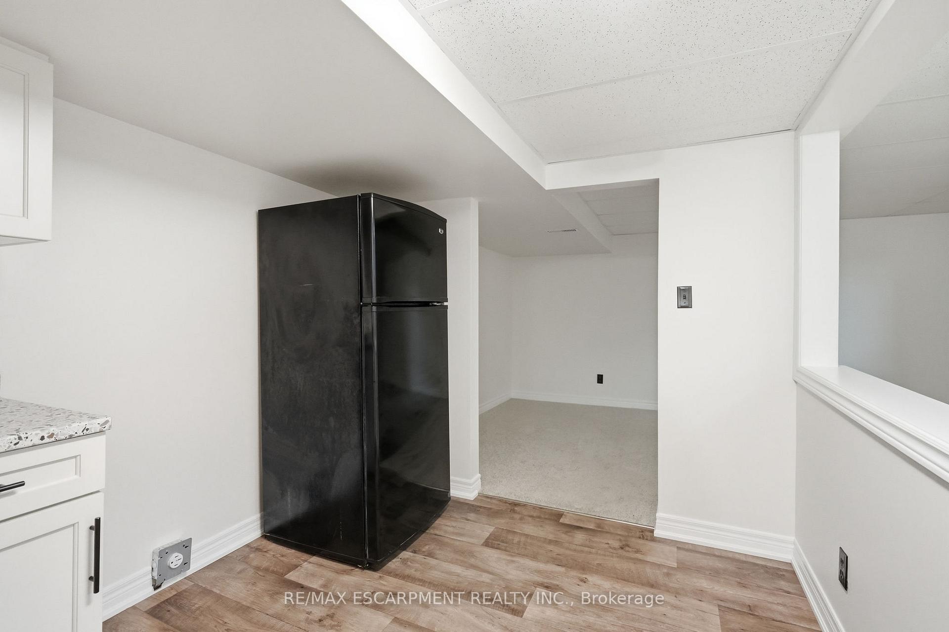 Photo 31 of 1408 Edgewood Road, Hamilton, Rural Flamborough — HOMEH