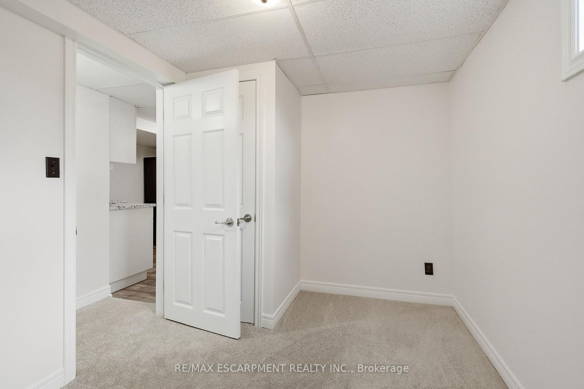 Photo 32 of 1408 Edgewood Road, Hamilton, Rural Flamborough — HOMEH