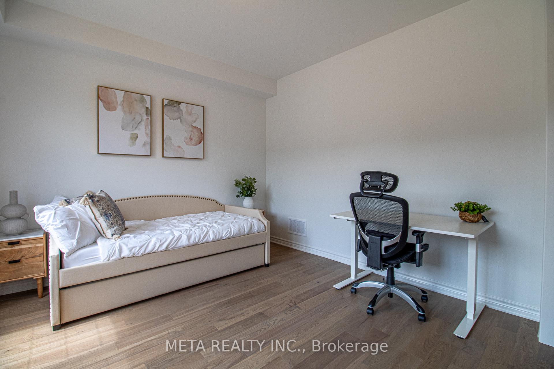 Photo 3 of 1359 William Halton Parkway, Oakville, Northwest — HOMEH