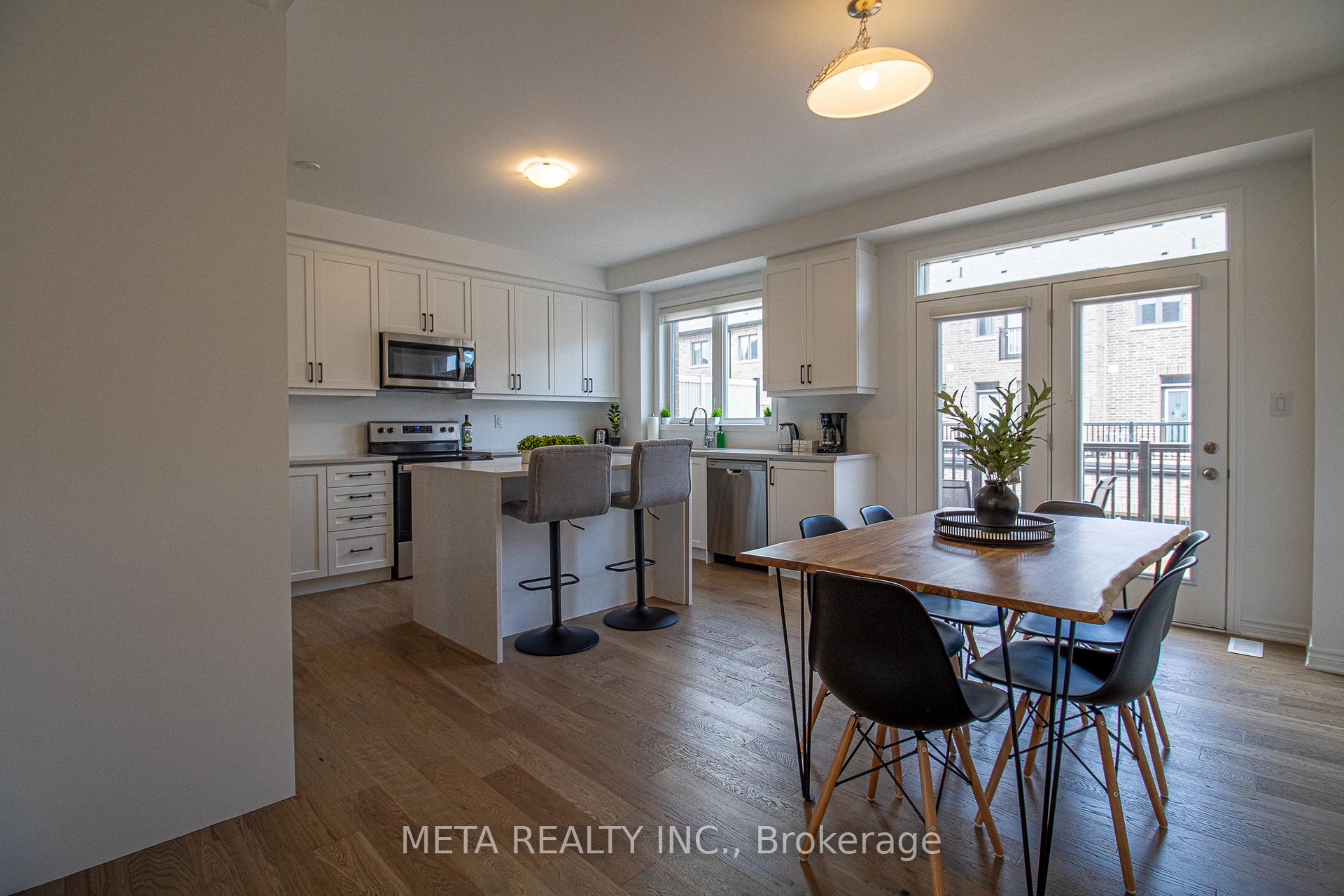 Photo 6 of 1359 William Halton Parkway, Oakville, Northwest — HOMEH