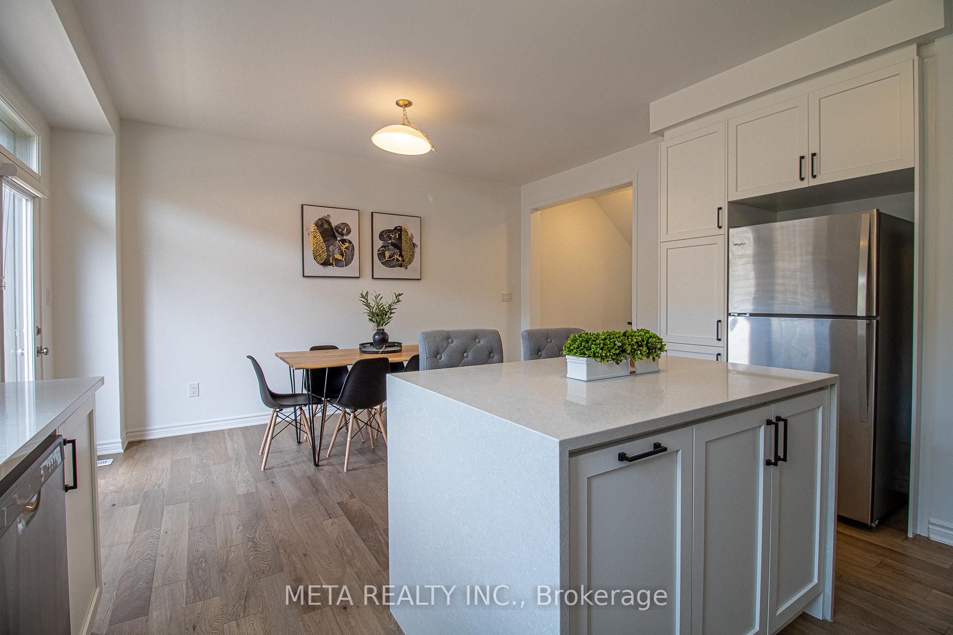 Photo 10 of 1359 William Halton Parkway, Oakville, Northwest — HOMEH