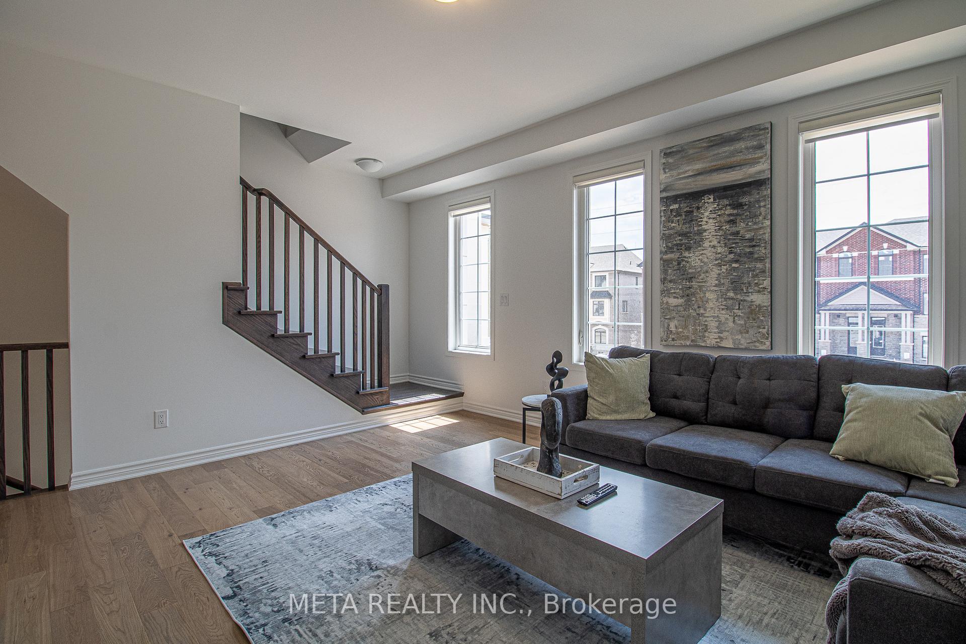 Photo 17 of 1359 William Halton Parkway, Oakville, Northwest — HOMEH