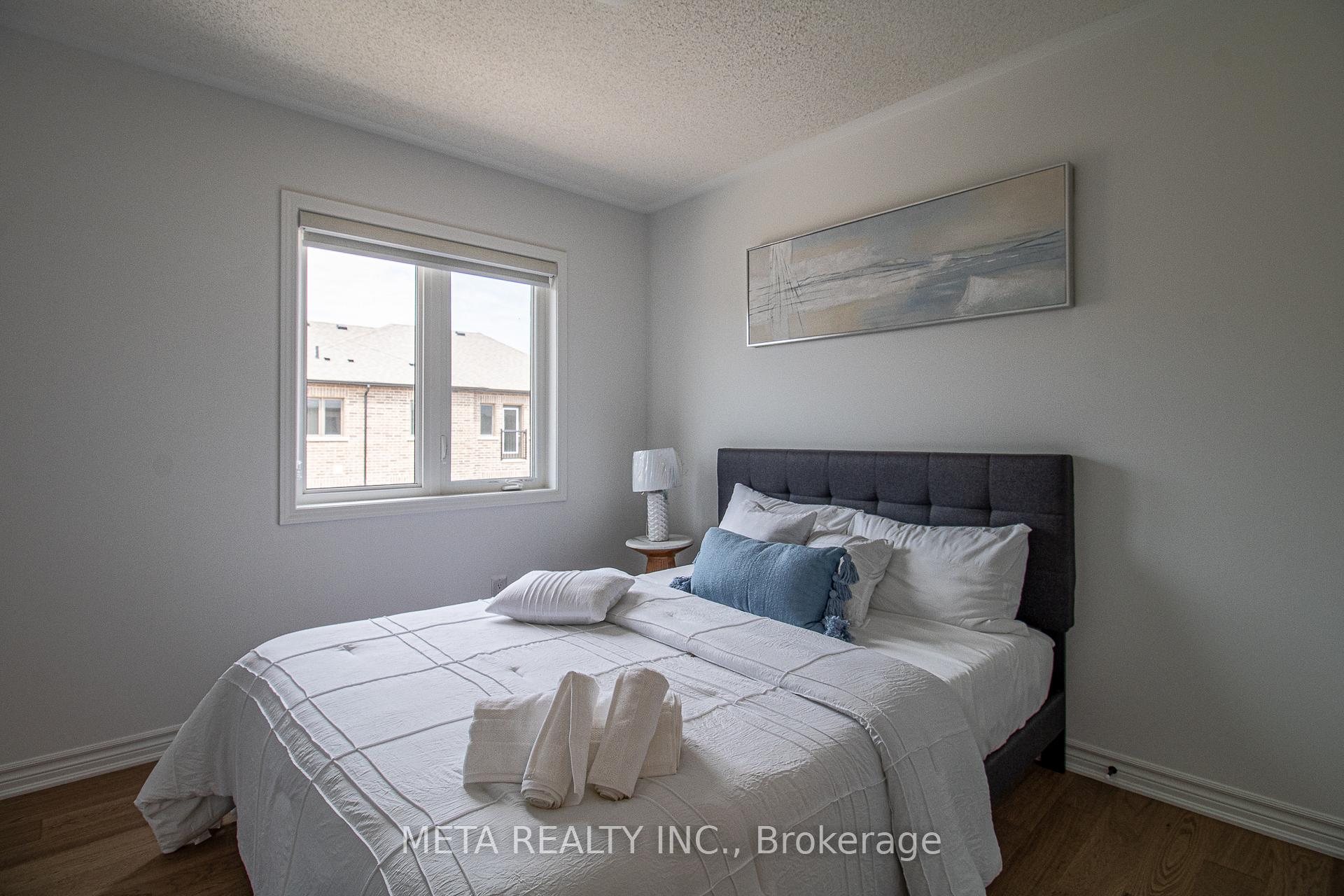 Photo 19 of 1359 William Halton Parkway, Oakville, Northwest — HOMEH
