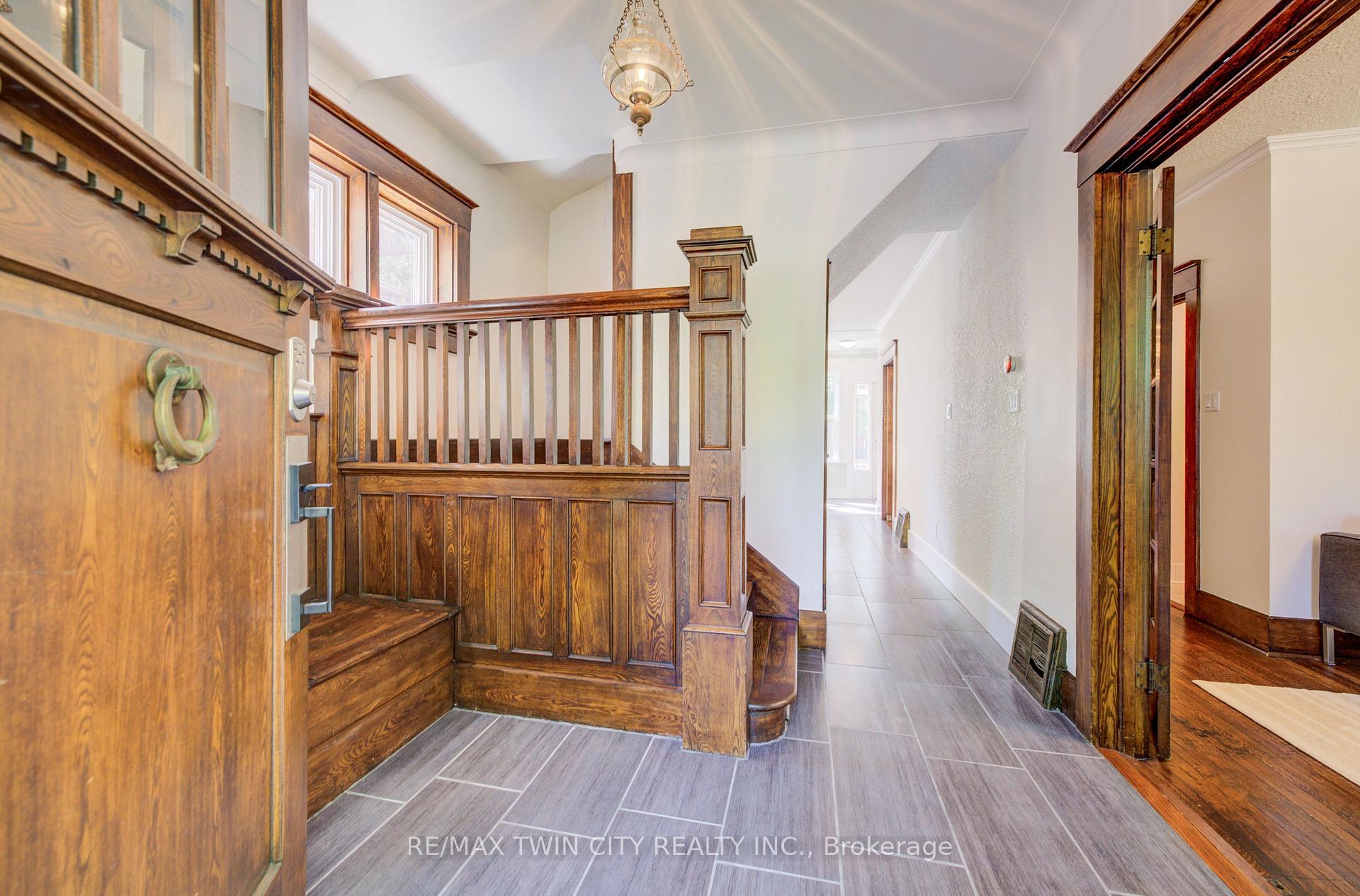 Photo 3 of 36 Heins Avenue, Kitchener, Victoria Park — HOMEH
