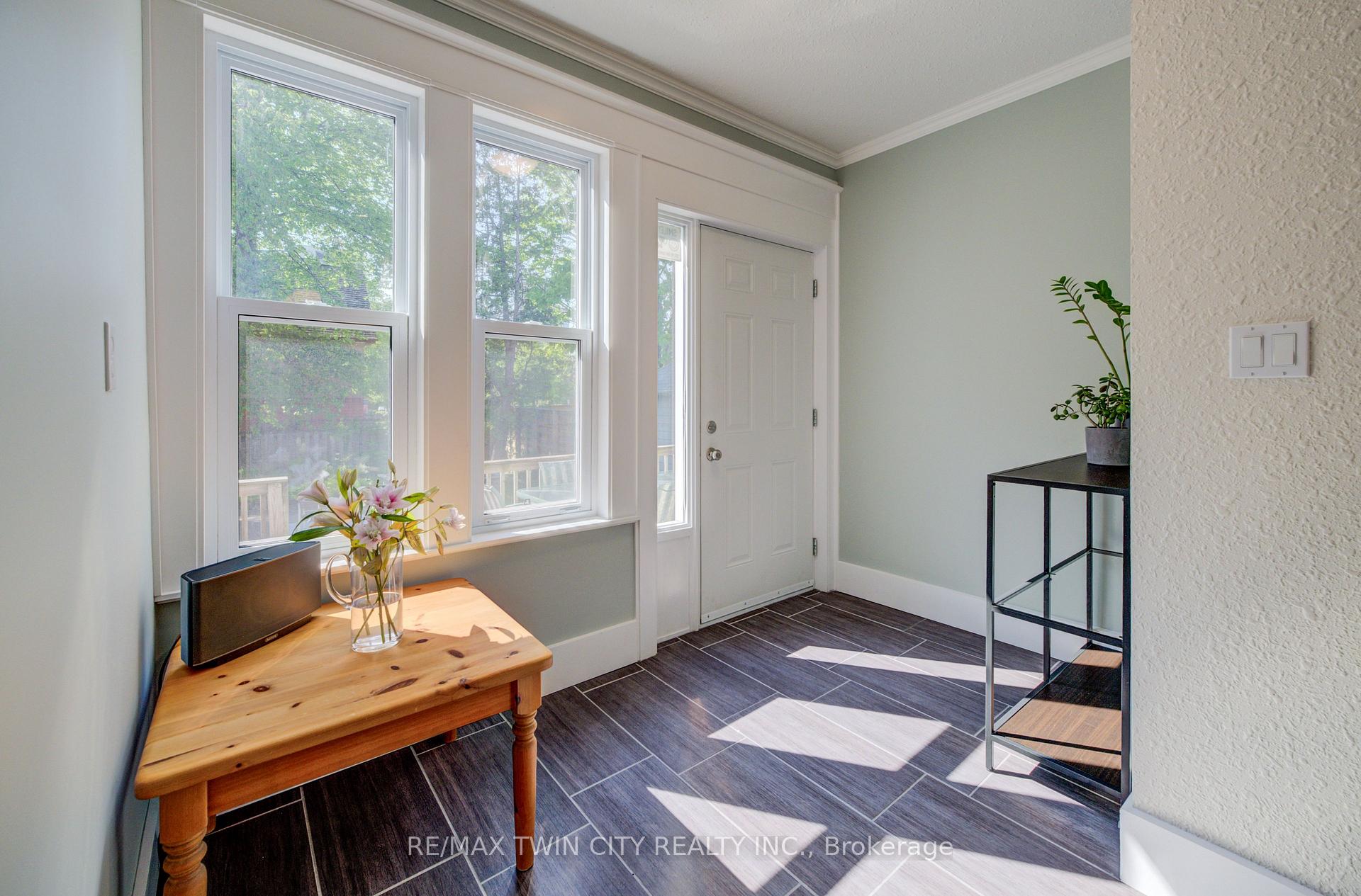 Photo 12 of 36 Heins Avenue, Kitchener, Victoria Park — HOMEH