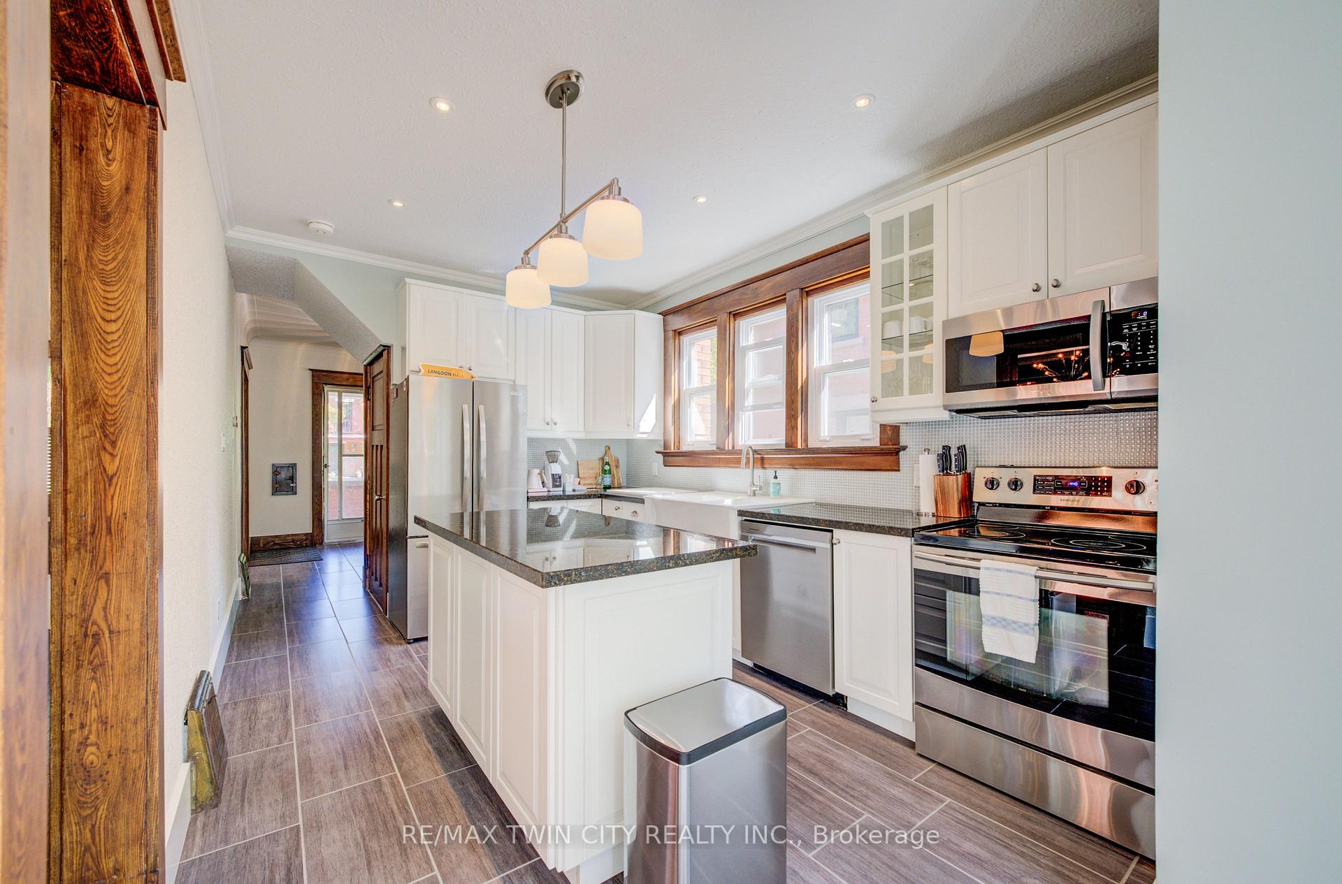 Photo 13 of 36 Heins Avenue, Kitchener, Victoria Park — HOMEH