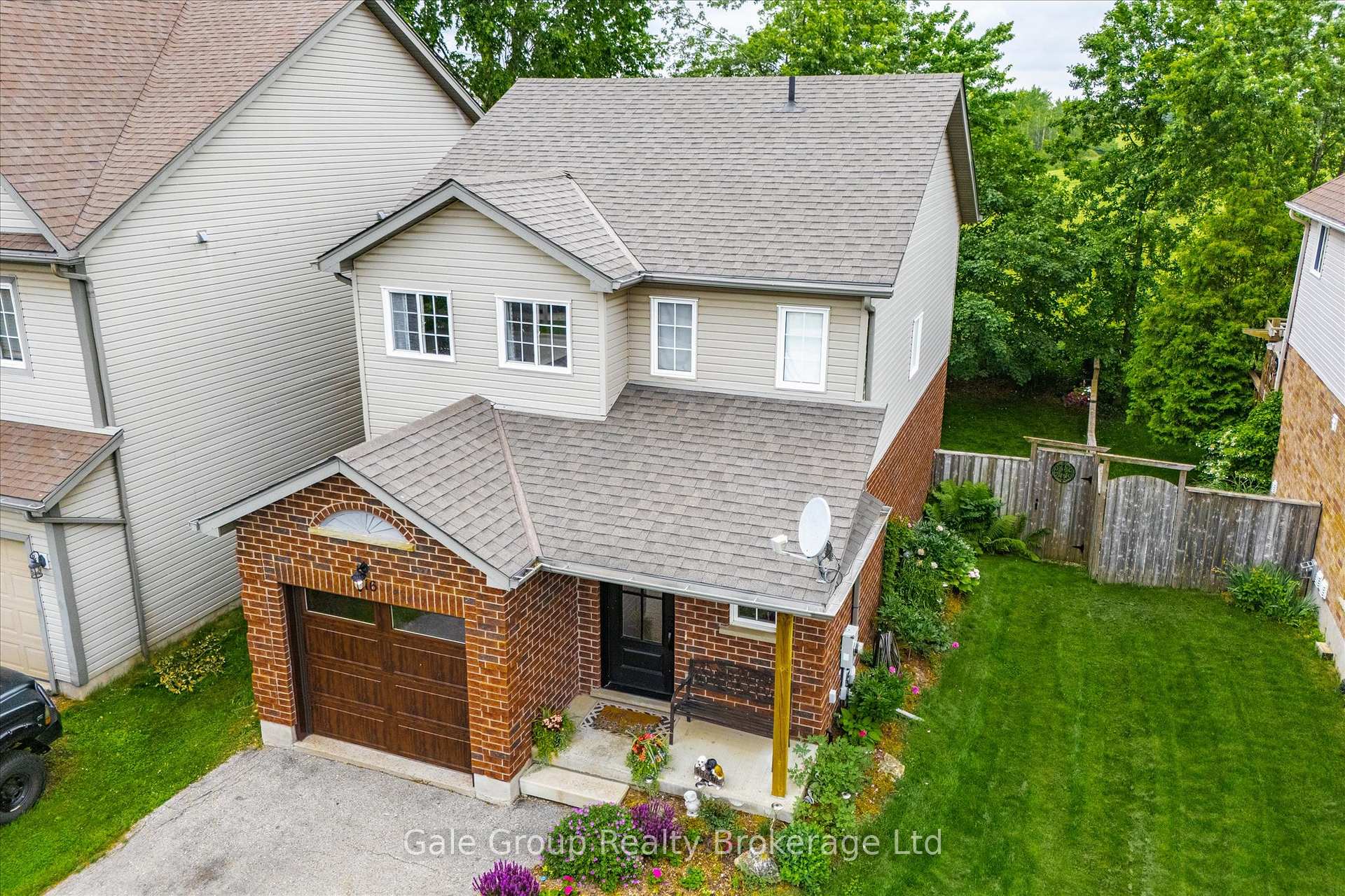Photo 3 of 116 Gibbons Drive, Centre Wellington, Fergus — HOMEH
