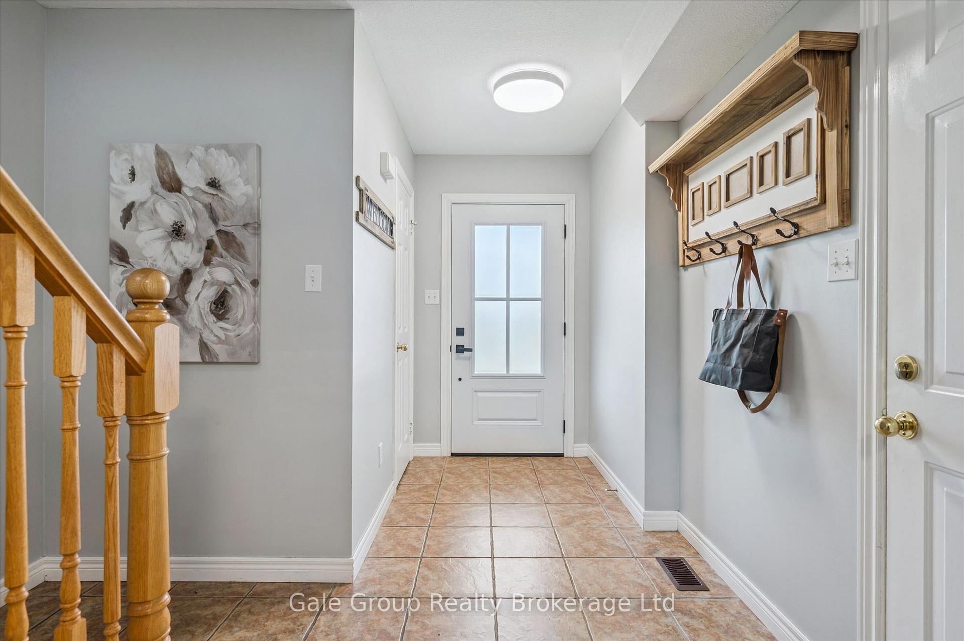 Photo 4 of 116 Gibbons Drive, Centre Wellington, Fergus — HOMEH