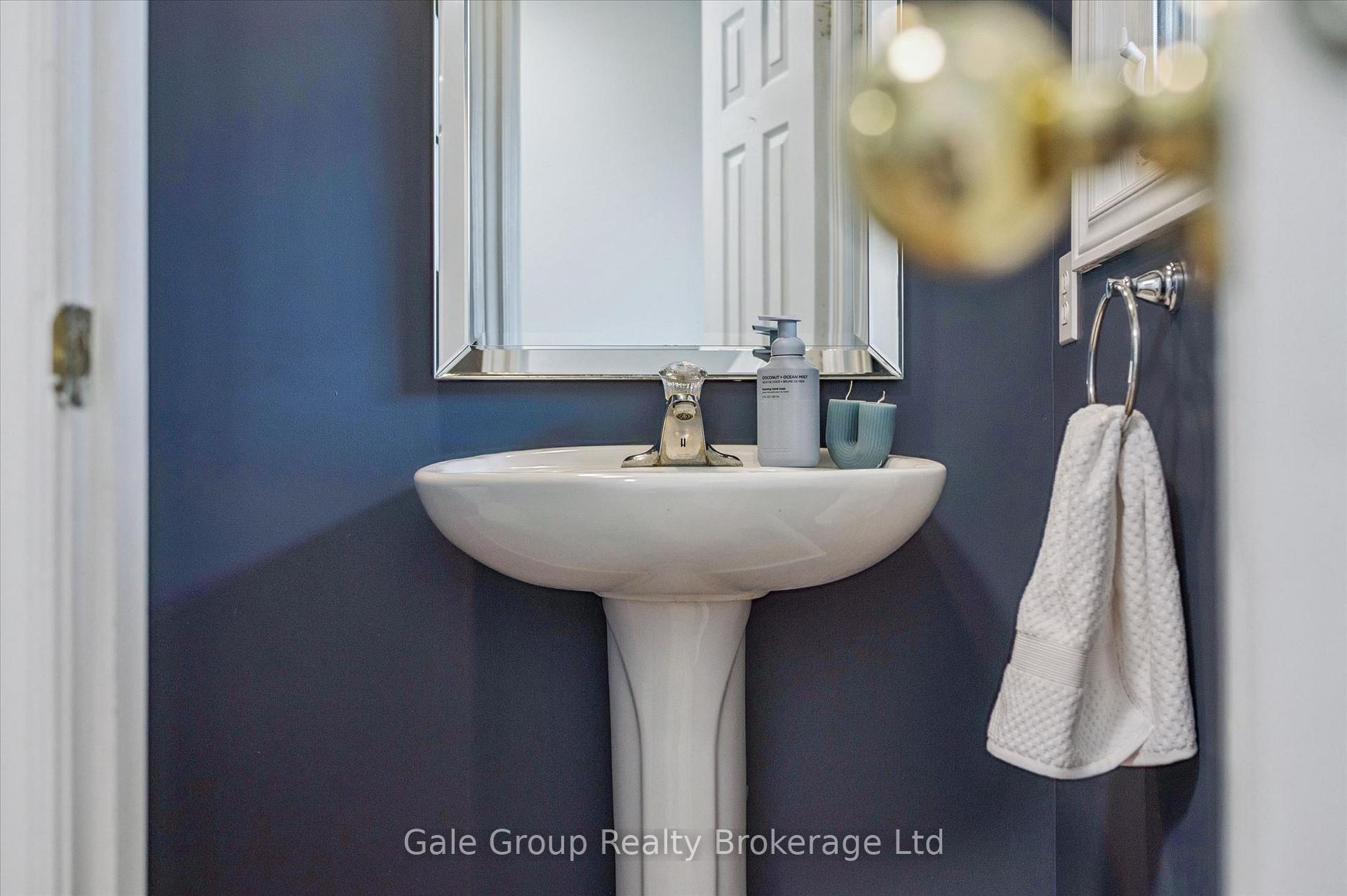 Photo 18 of 116 Gibbons Drive, Centre Wellington, Fergus — HOMEH