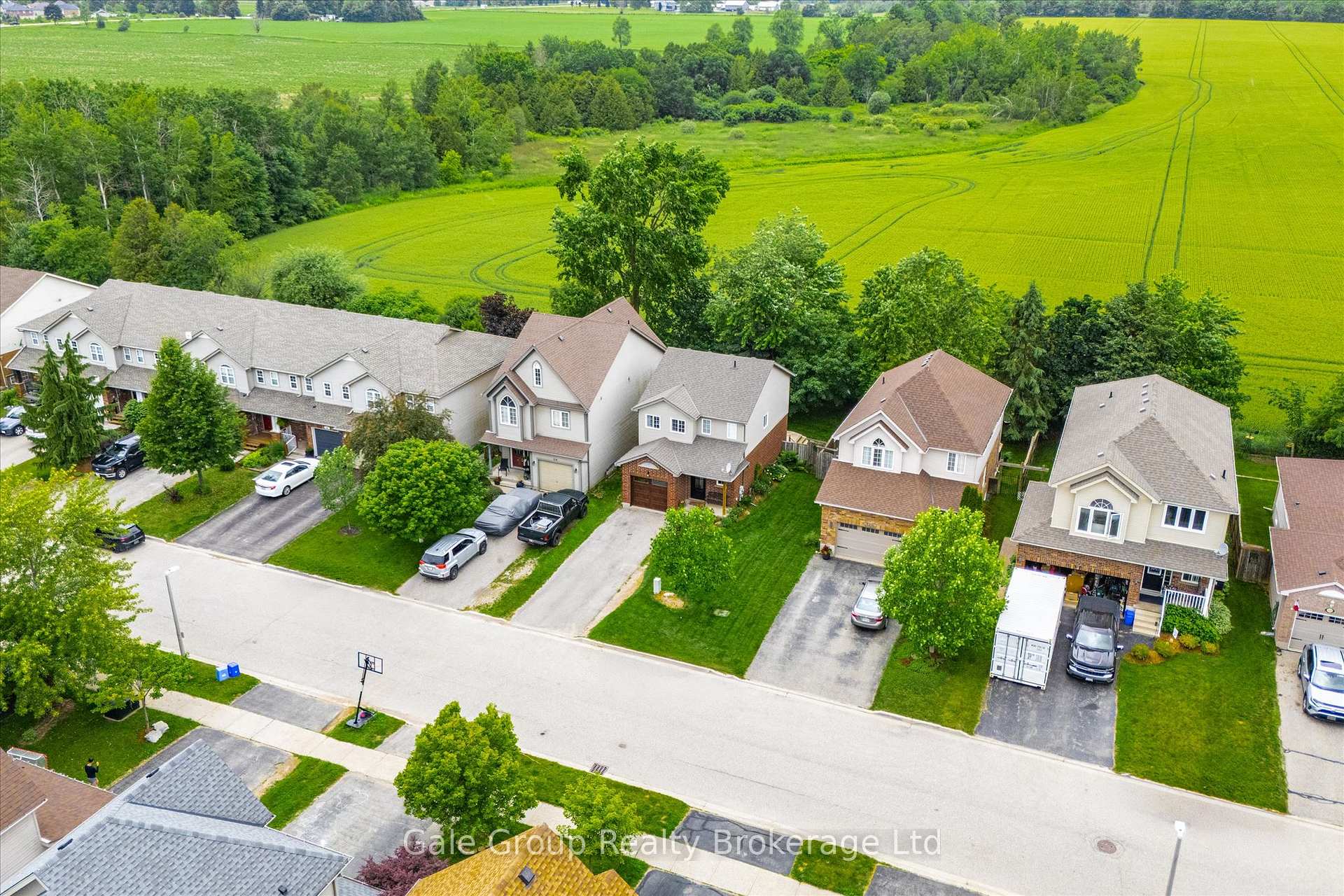 Photo 40 of 116 Gibbons Drive, Centre Wellington, Fergus — HOMEH