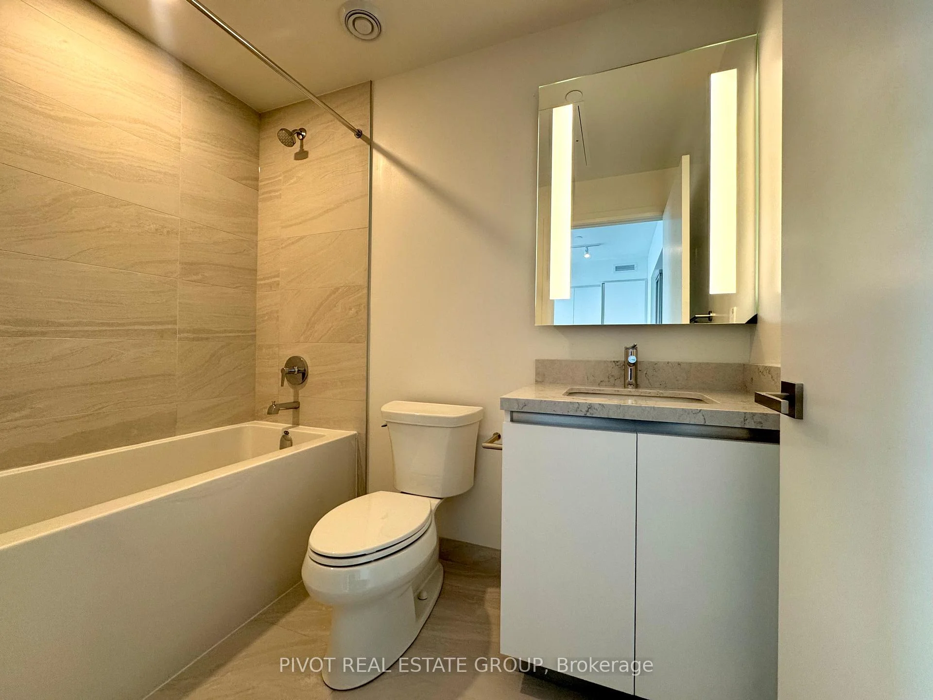 Photo 12 of Unit 3403, 2 Erskine Road, Mississauga, City Centre — HOMEH
