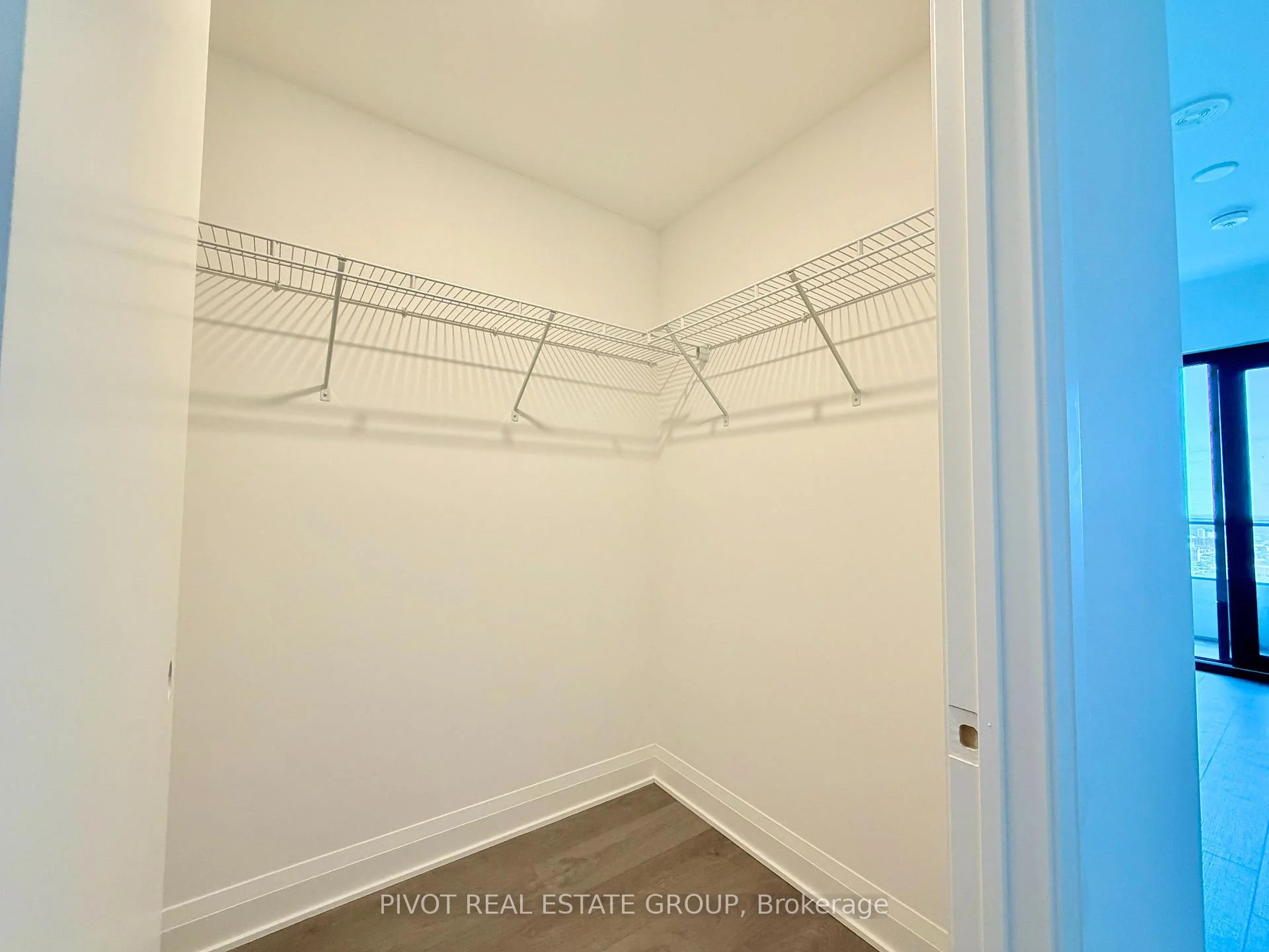 Photo 26 of Unit 3403, 2 Erskine Road, Mississauga, City Centre — HOMEH
