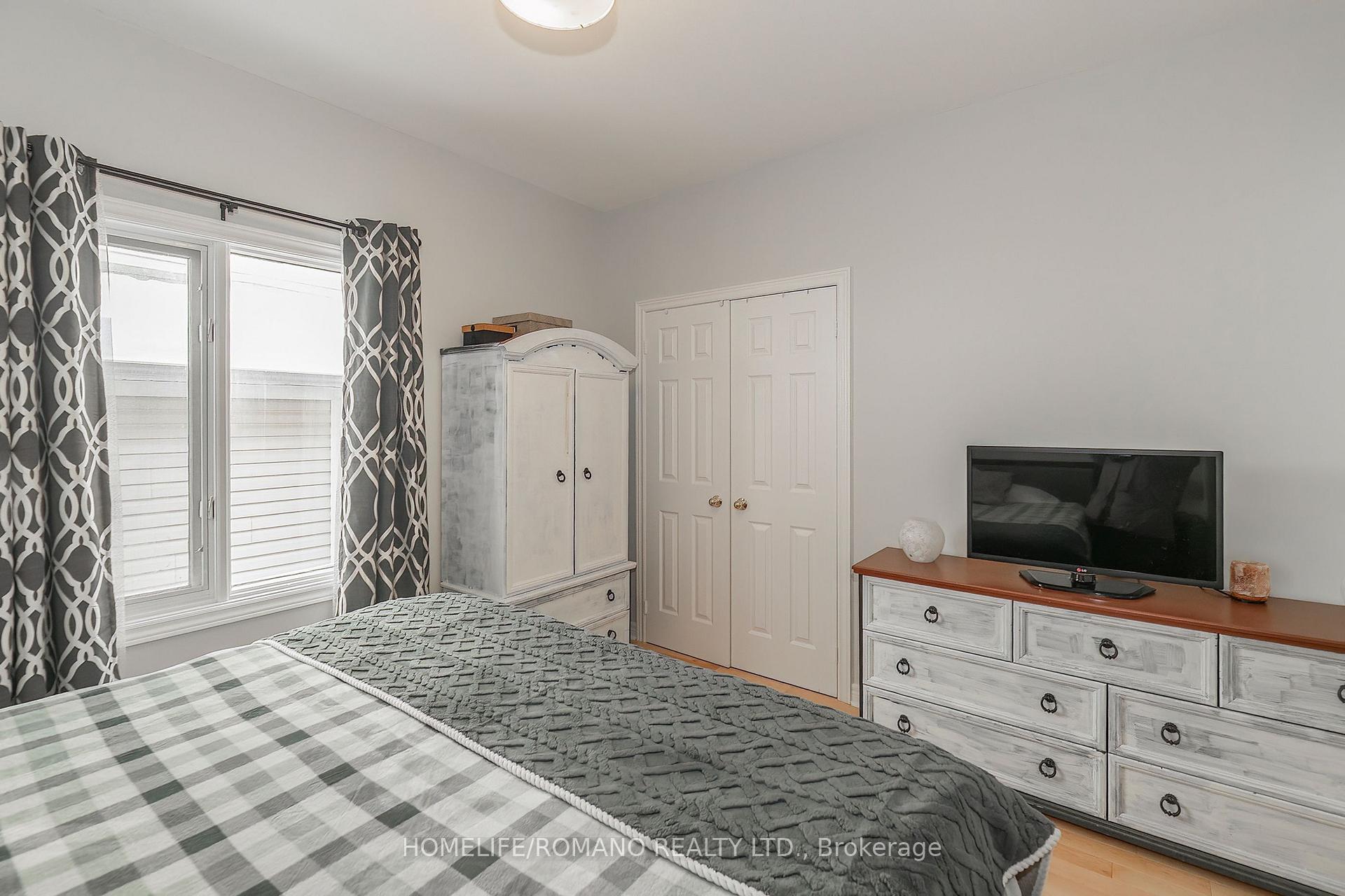 Photo 21 of 25 Bedell Crescent, Whitby, Rolling Acres — HOMEH