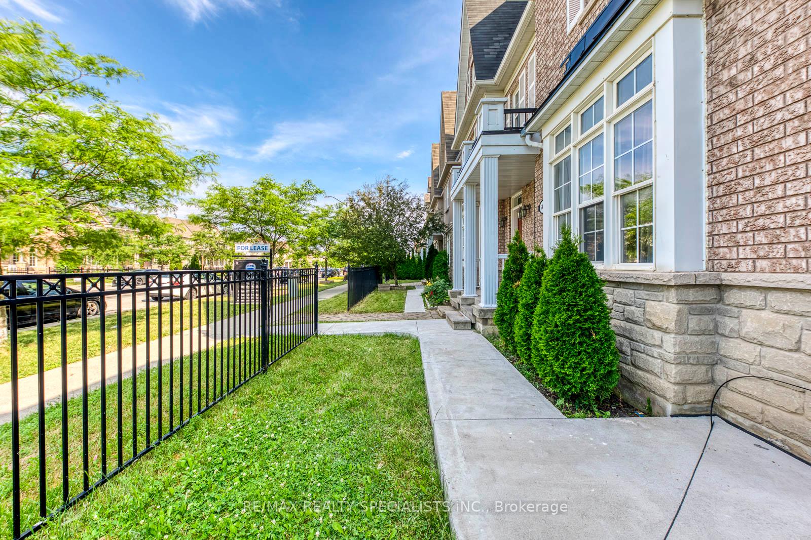 Photo 4 of 5494 Tenth Line W, Mississauga, Churchill Meadows — HOMEH