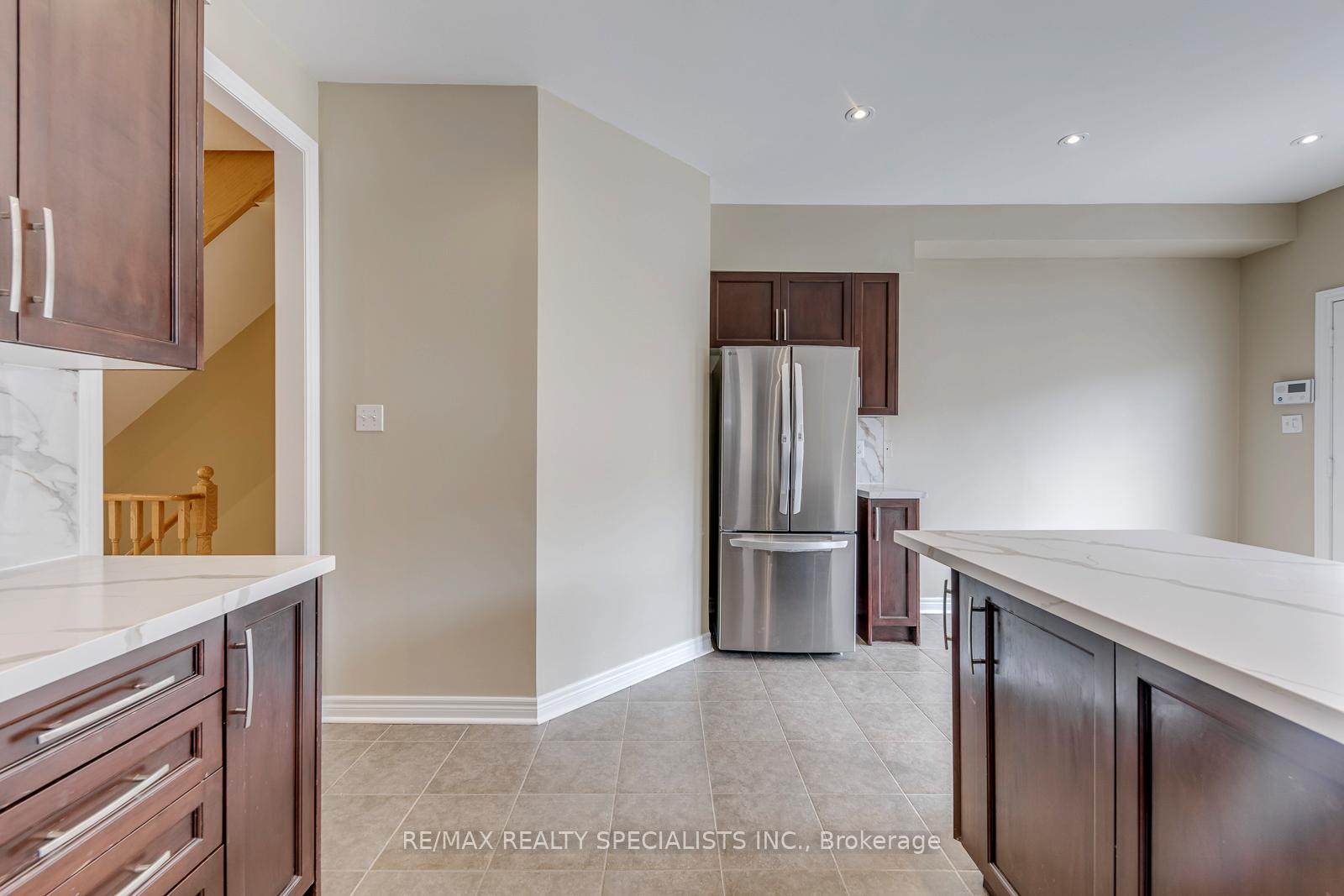 Photo 16 of 5494 Tenth Line W, Mississauga, Churchill Meadows — HOMEH
