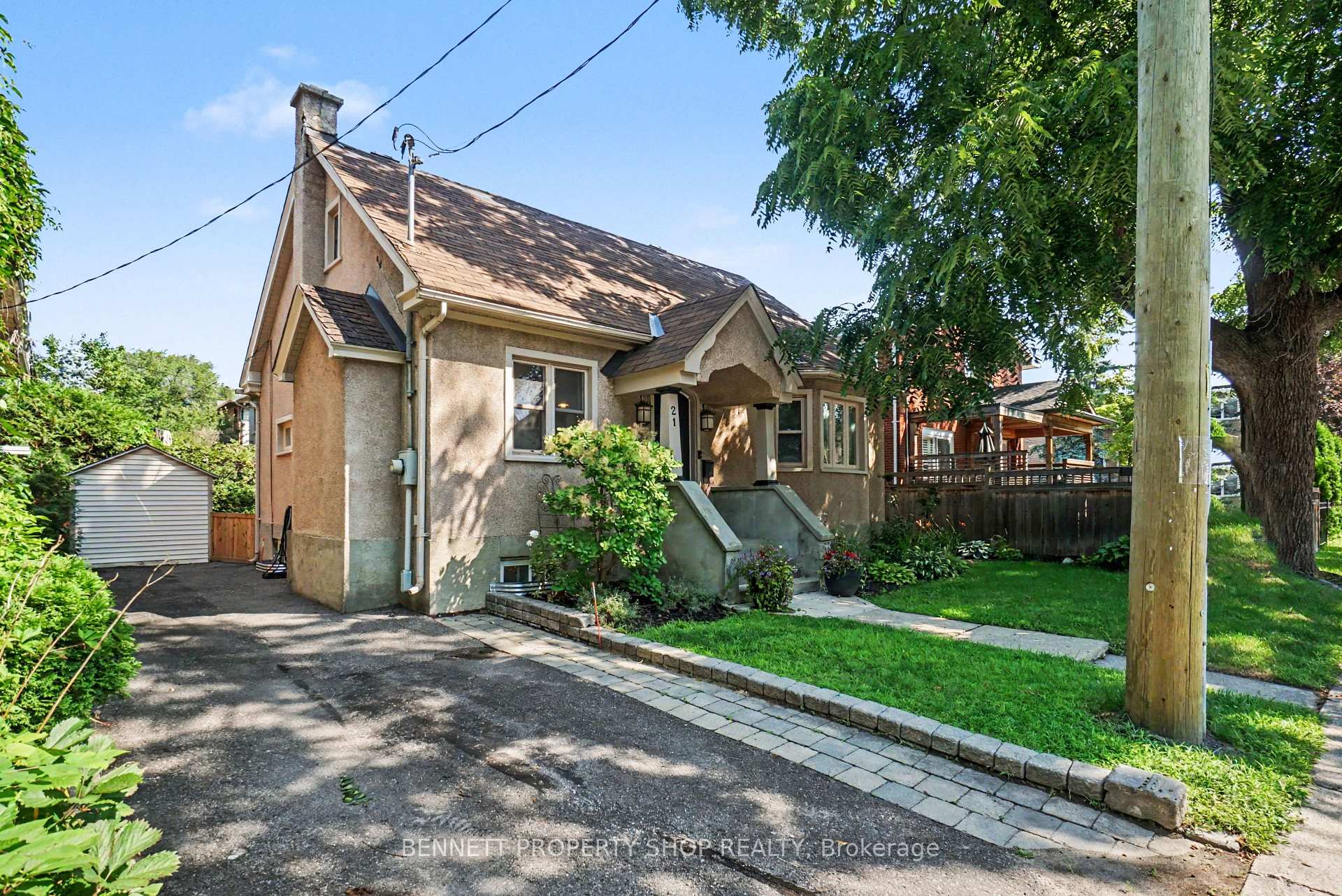 Photo 2 of 21 Hazel Street, Ottawa, Ottawa East — HOMEH