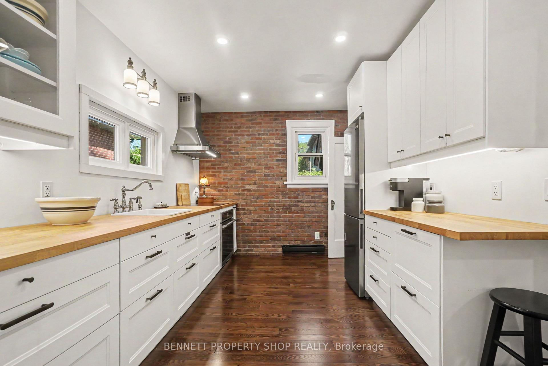 Photo 9 of 21 Hazel Street, Ottawa, Ottawa East — HOMEH